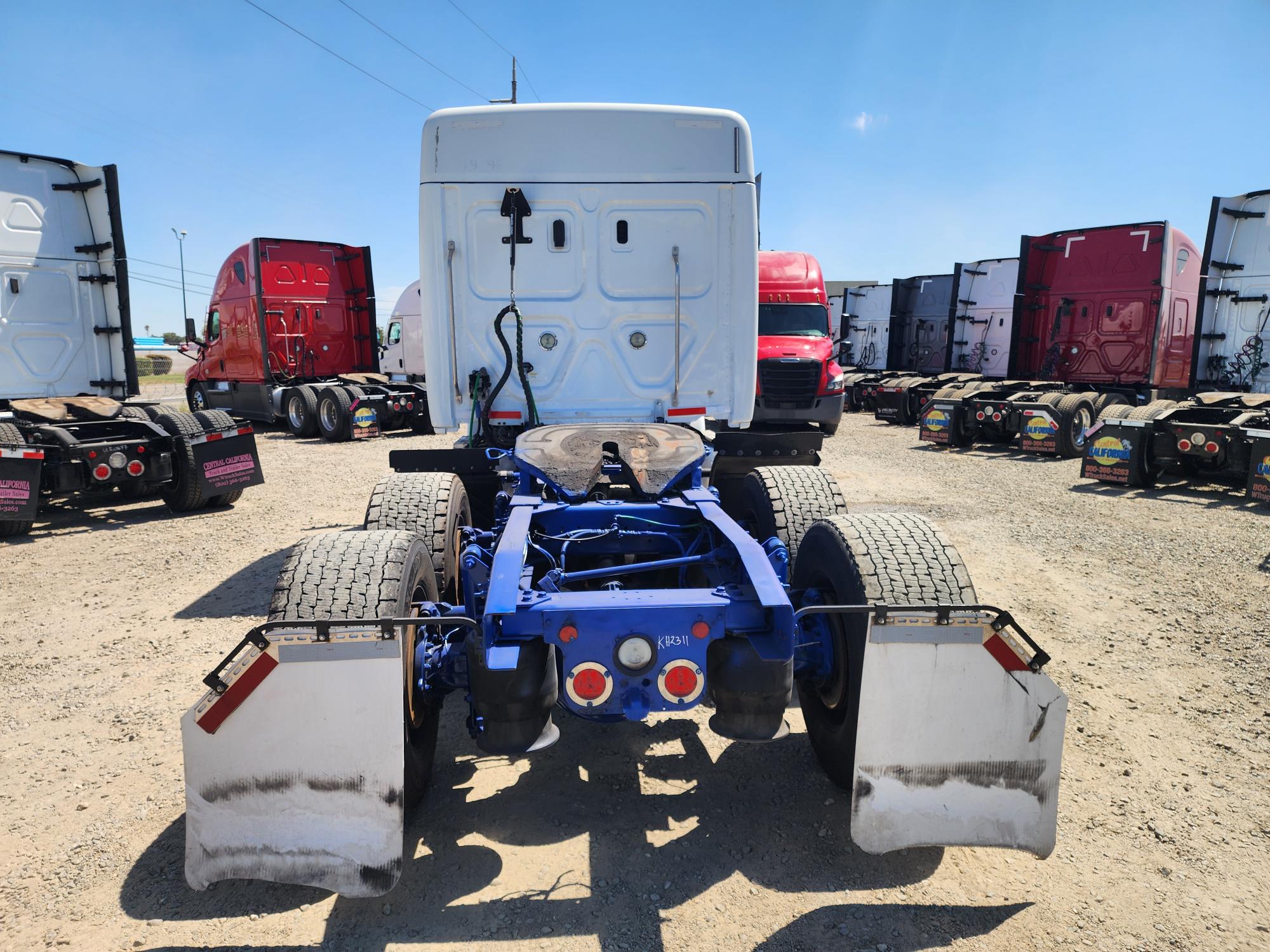 2019 FREIGHTLINER CASCADIA 113SLP - image 5