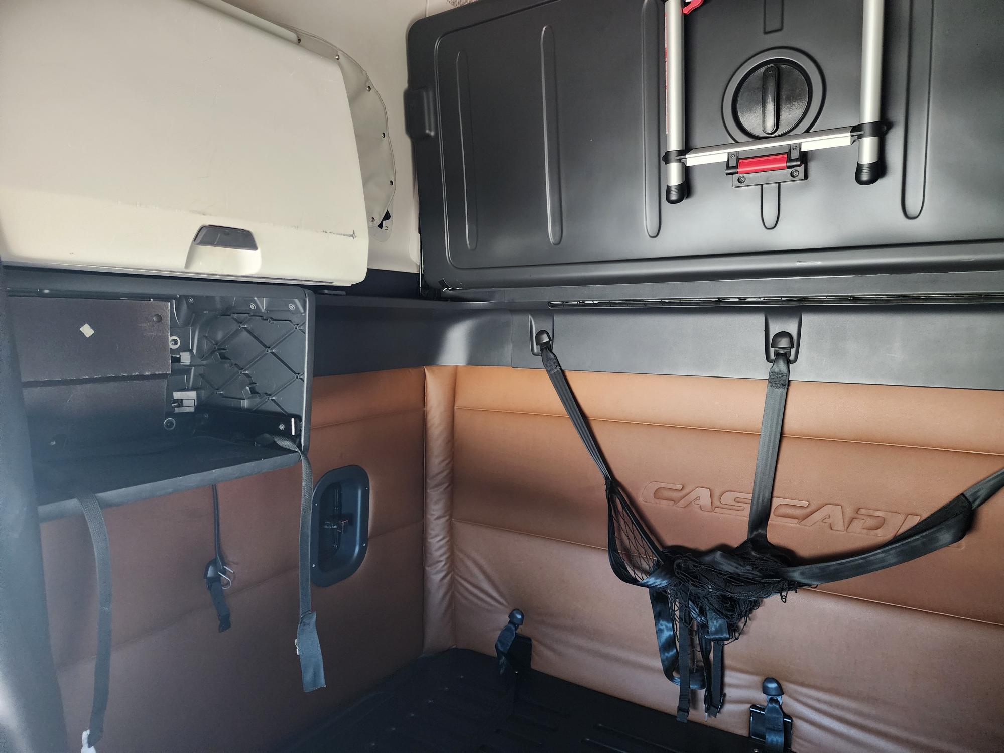 2020 FREIGHTLINER CASCADIA 126SLP - image 16