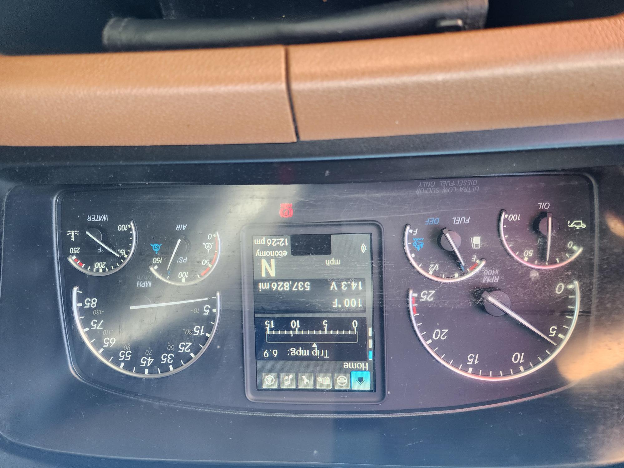 2020 FREIGHTLINER CASCADIA 126SLP - image 11