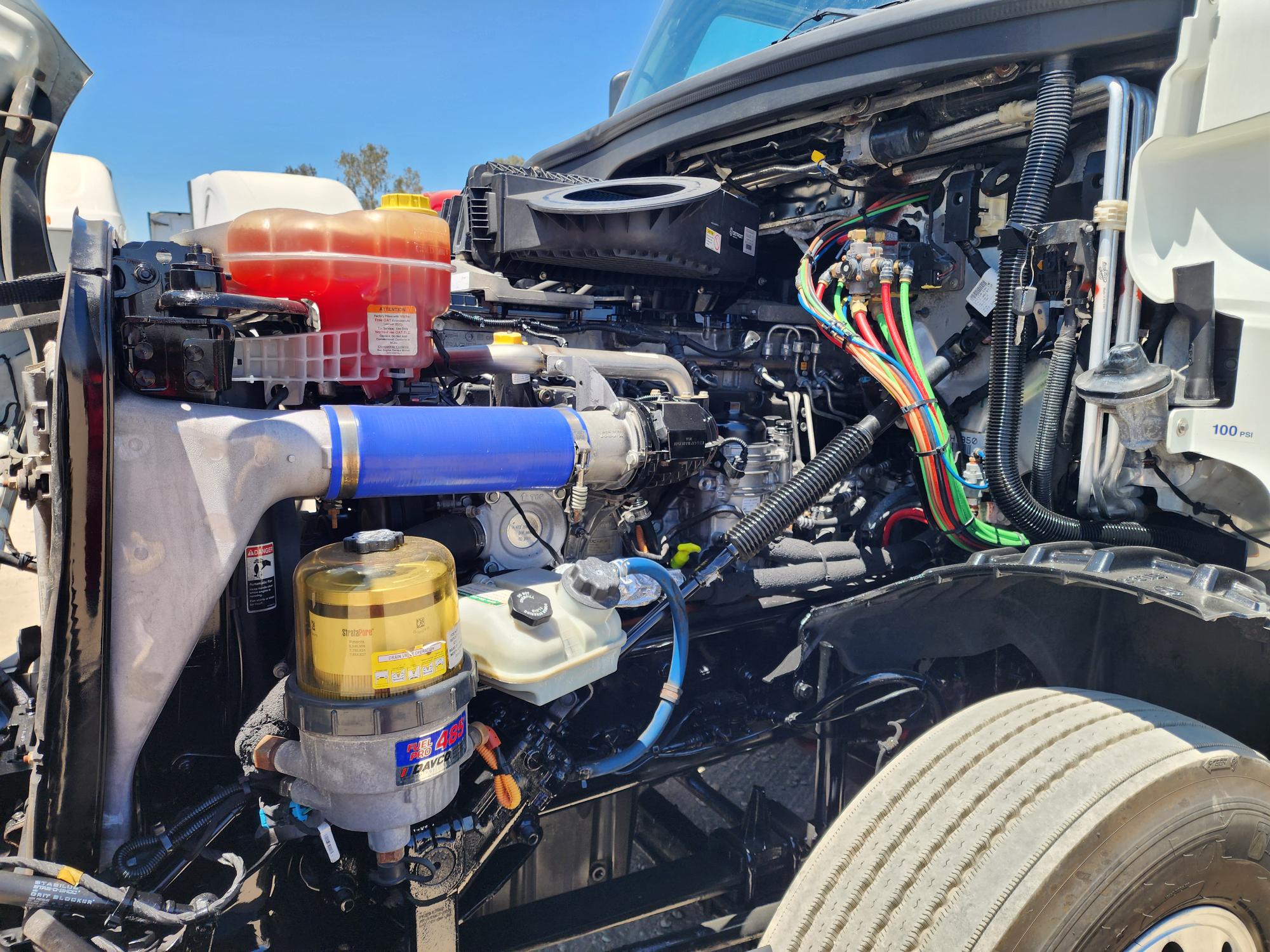 2020 FREIGHTLINER CASCADIA 126SLP - image 10