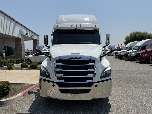 FREIGHTLINER CASCADIA 126SLP 2023