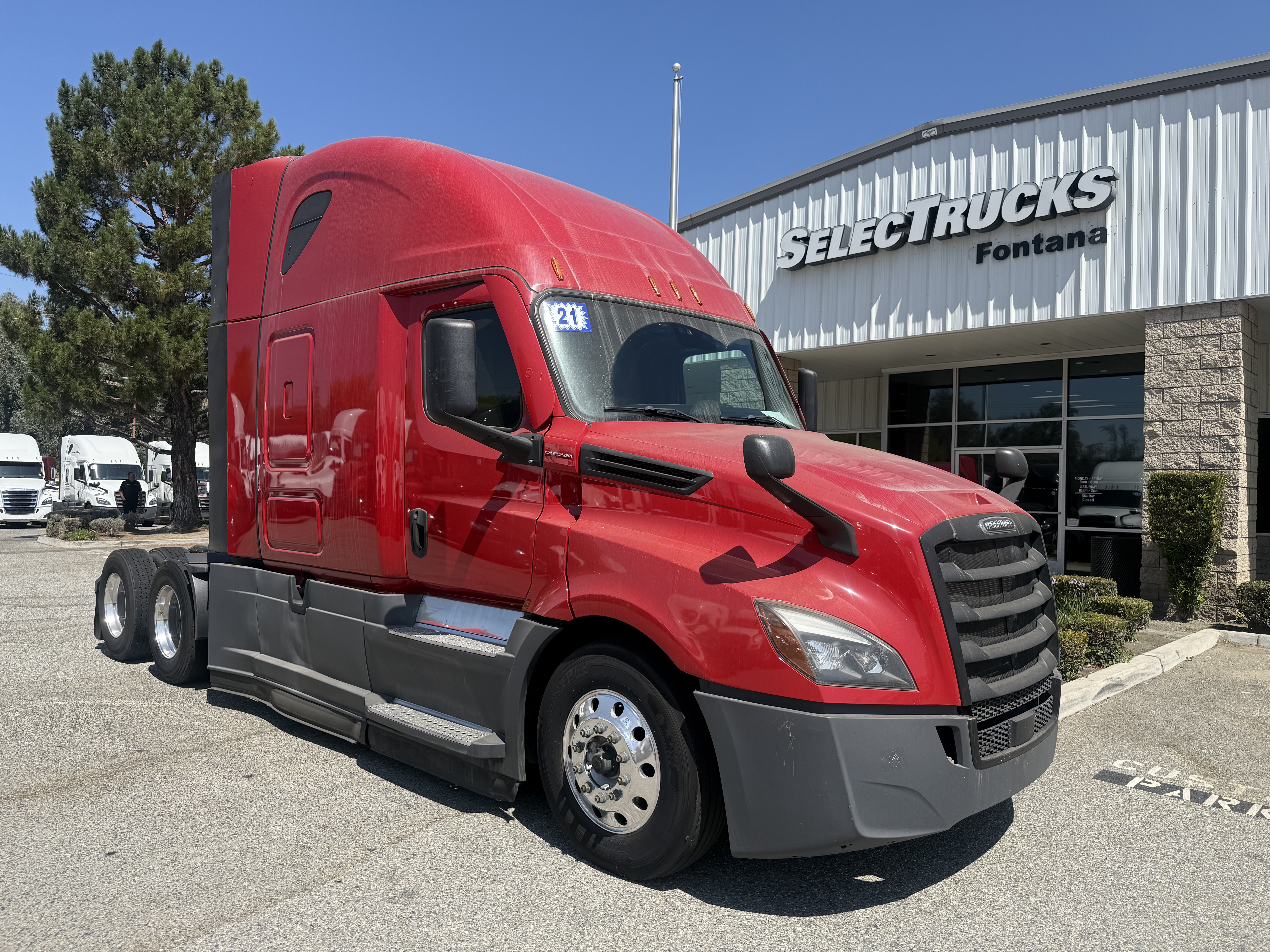 2021 FREIGHTLINER CASCADIA 126SLP - image 8