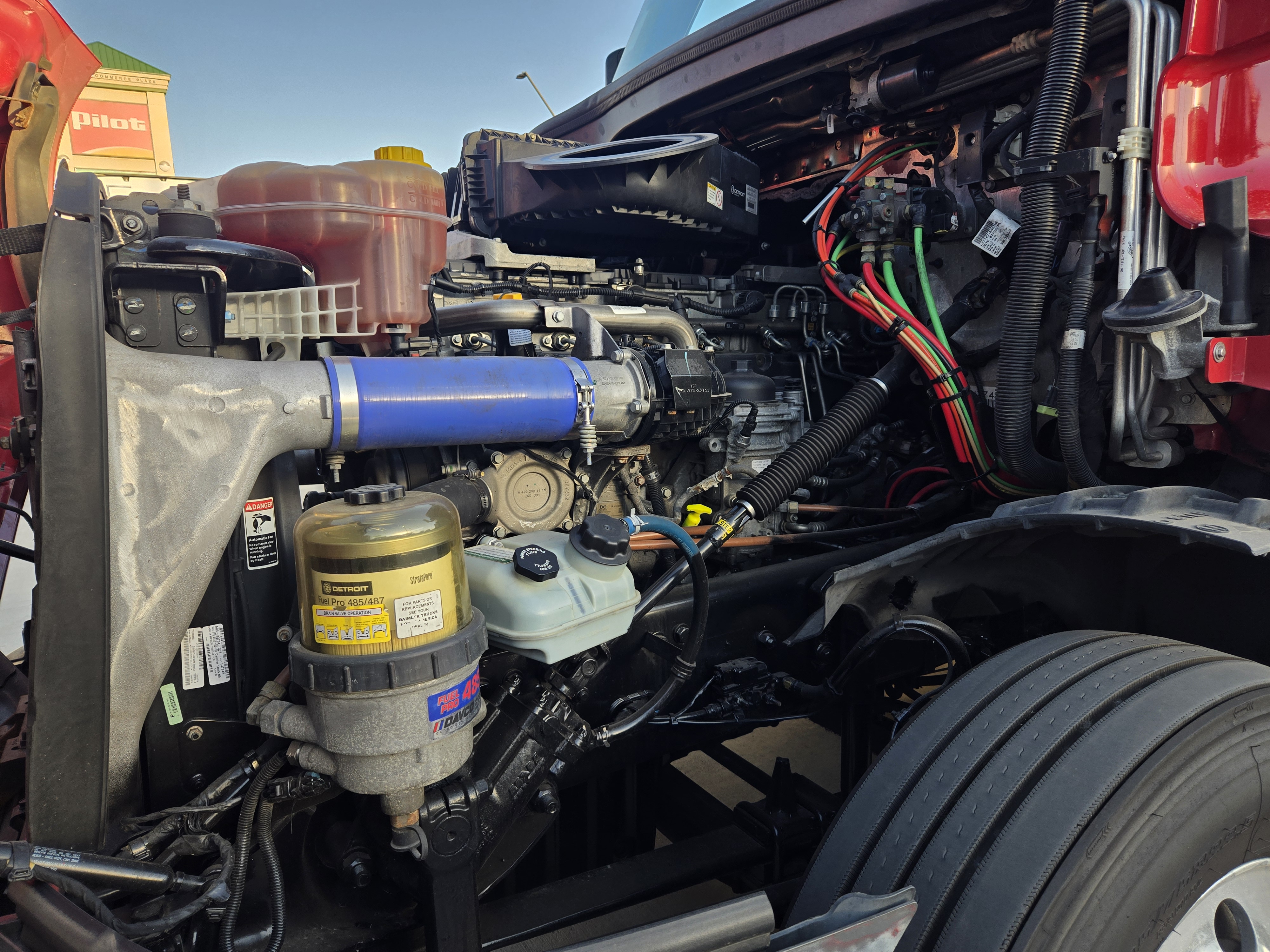 2020 FREIGHTLINER CASCADIA 126SLP - image 9