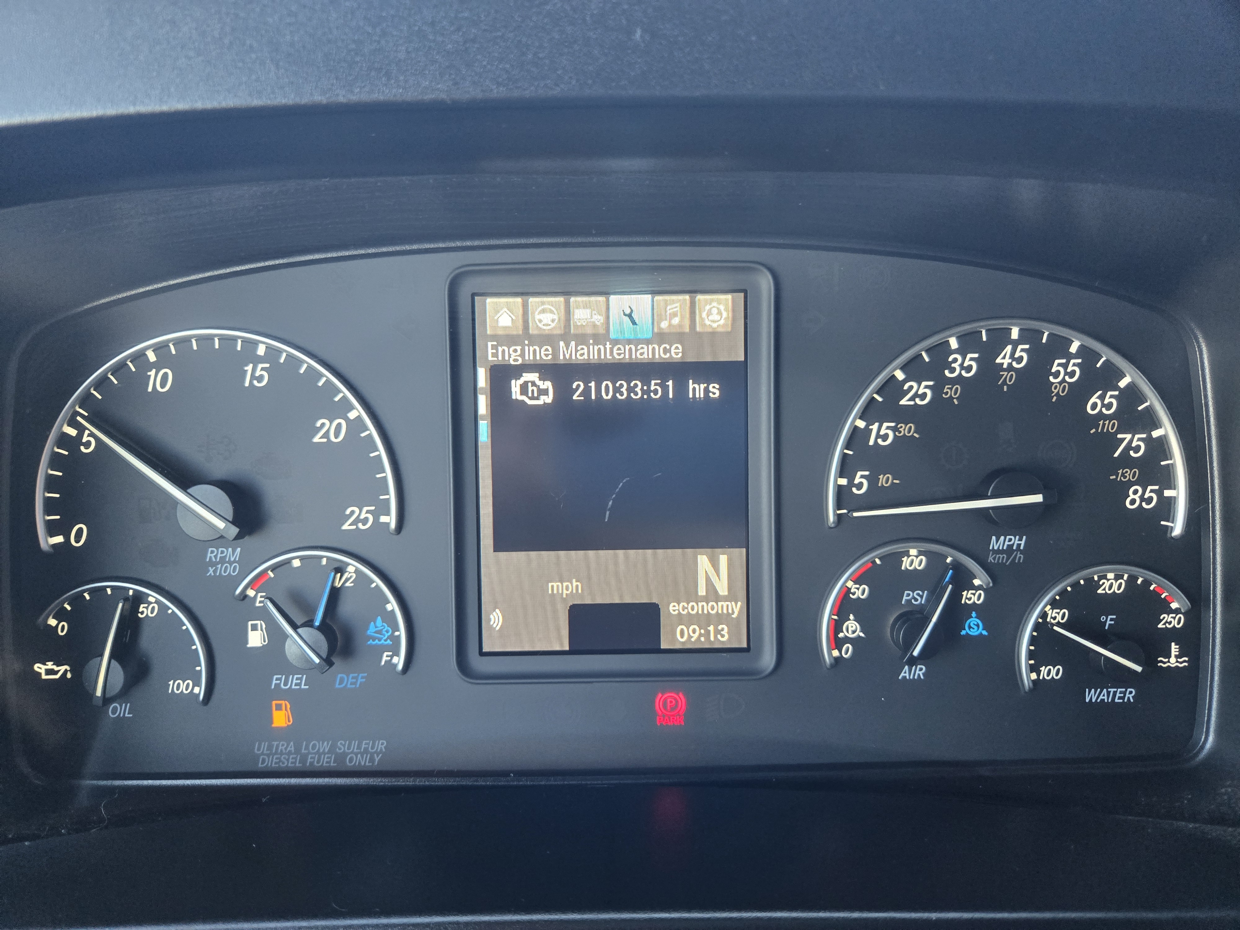 2019 FREIGHTLINER CASCADIA 126SLP - image 15