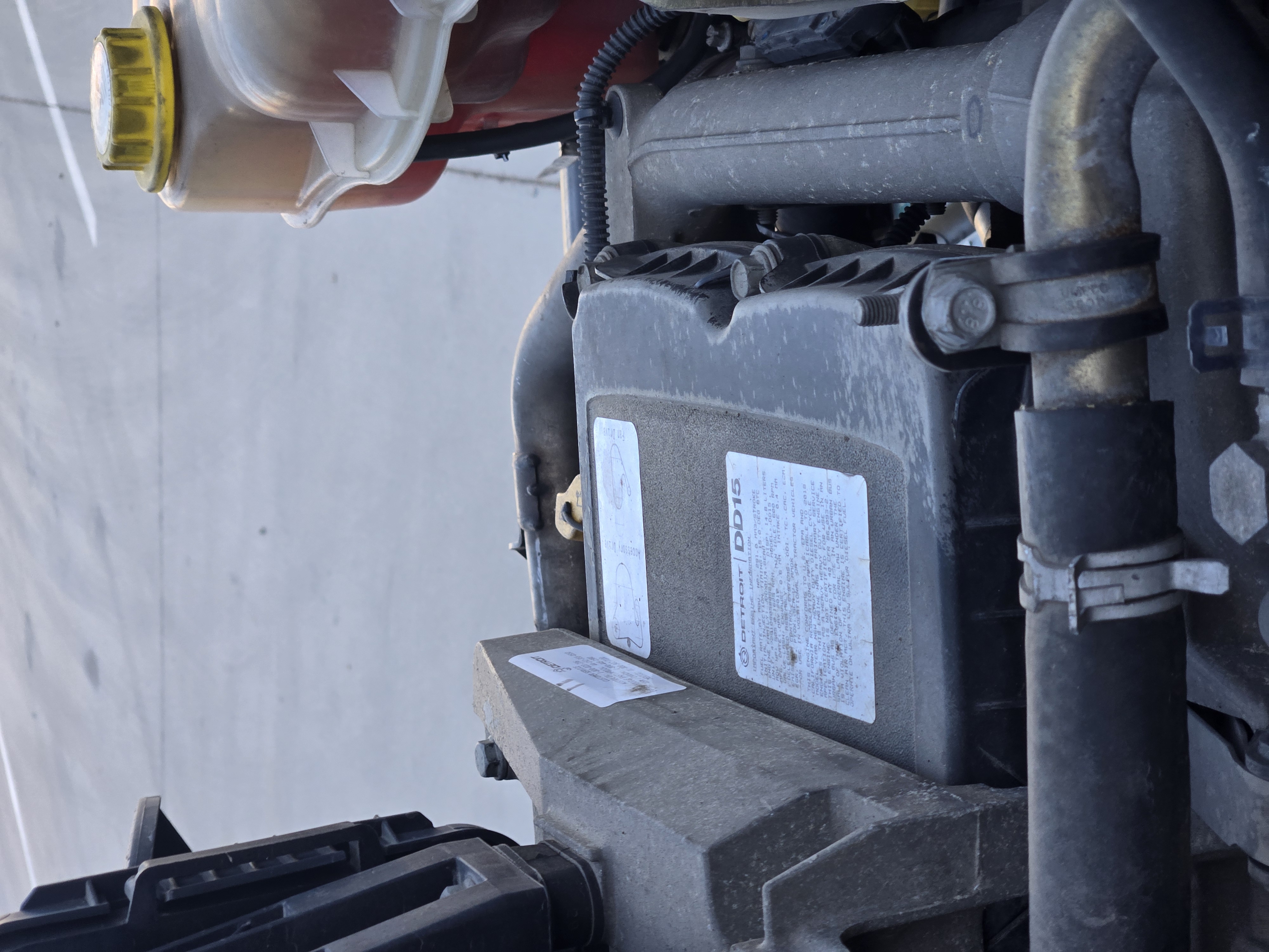 2019 FREIGHTLINER CASCADIA 126SLP - image 11