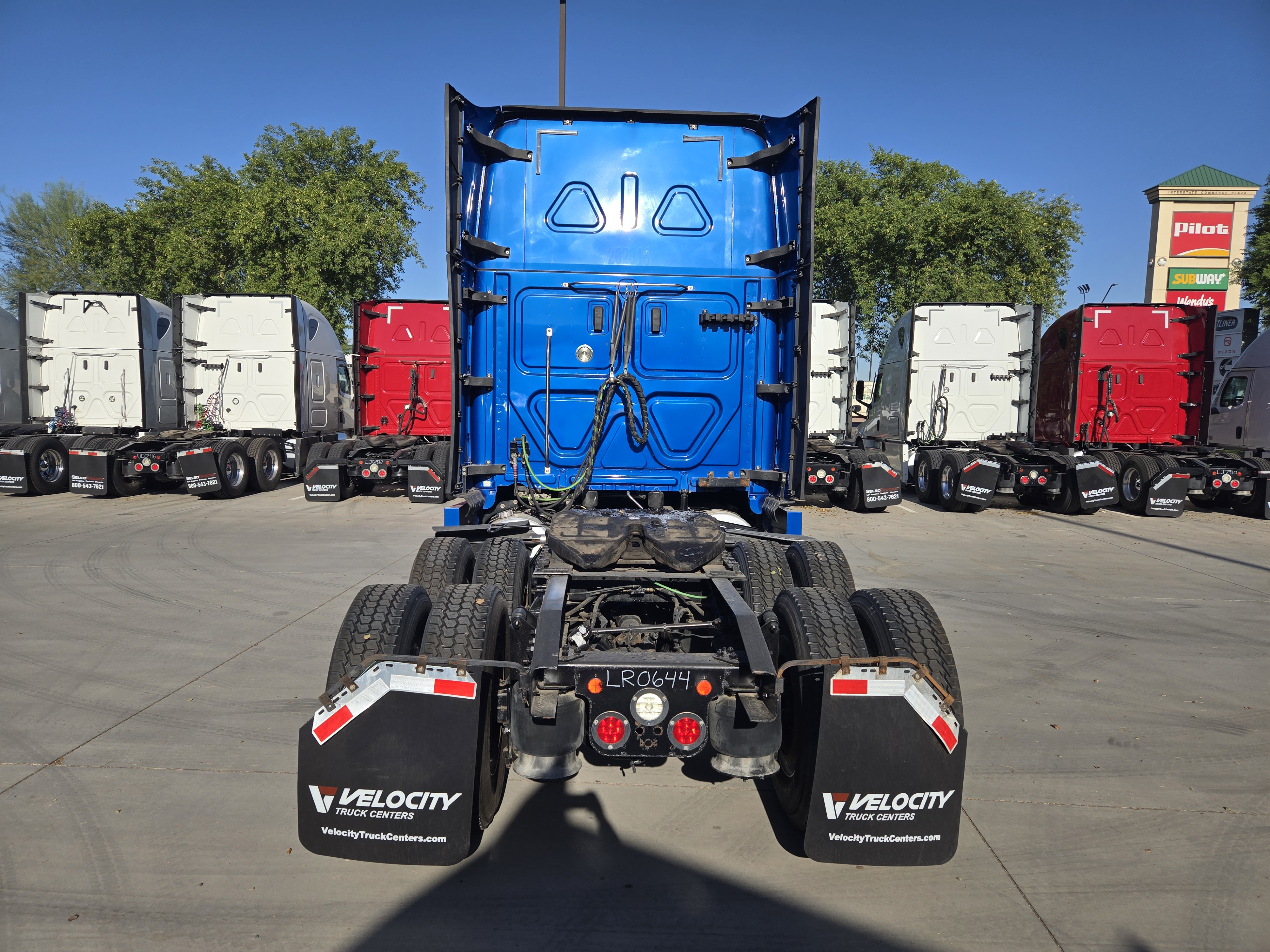2020 FREIGHTLINER CASCADIA 126SLP - image 5