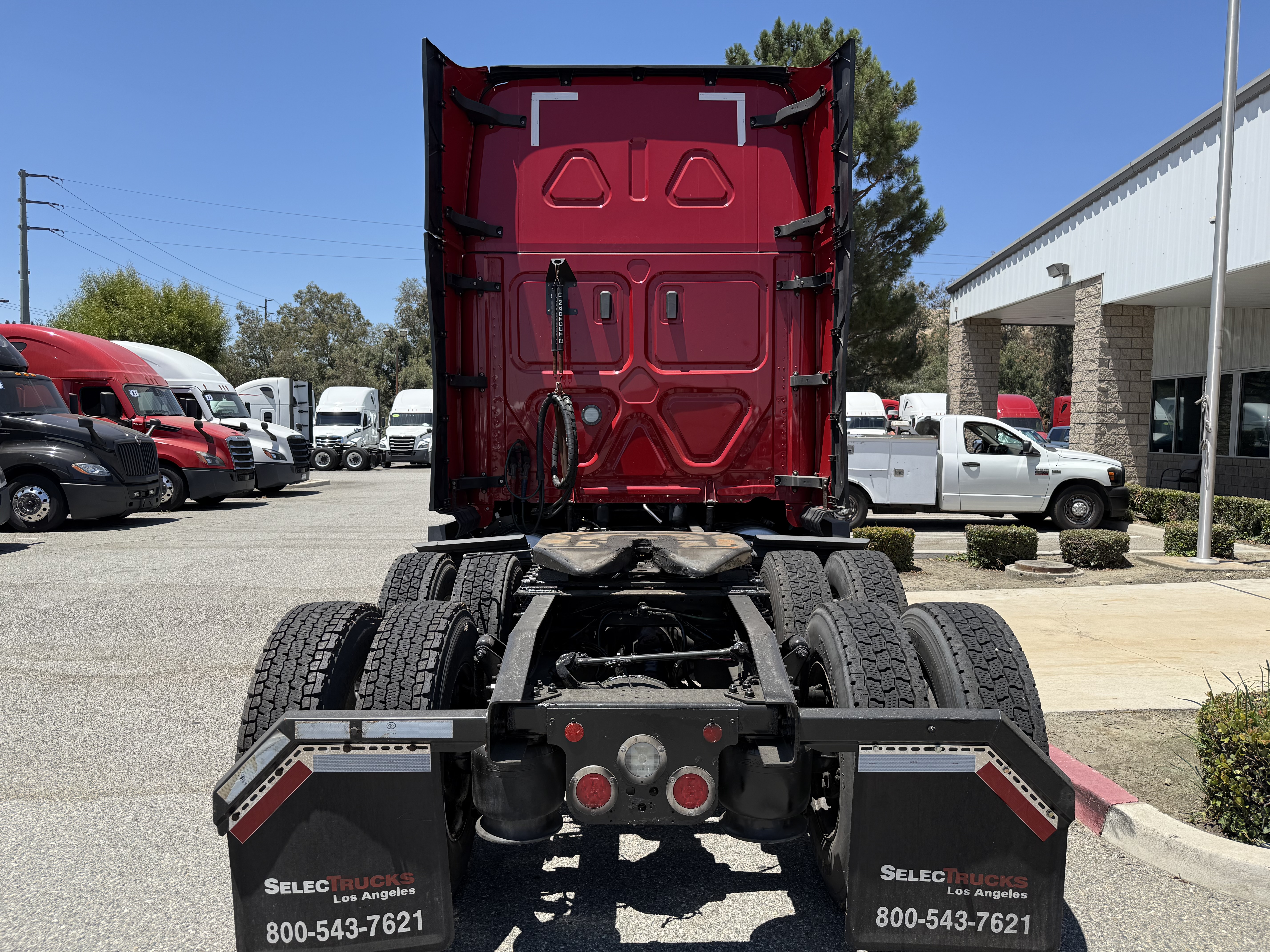 2021 FREIGHTLINER CASCADIA 126SLP - image 5