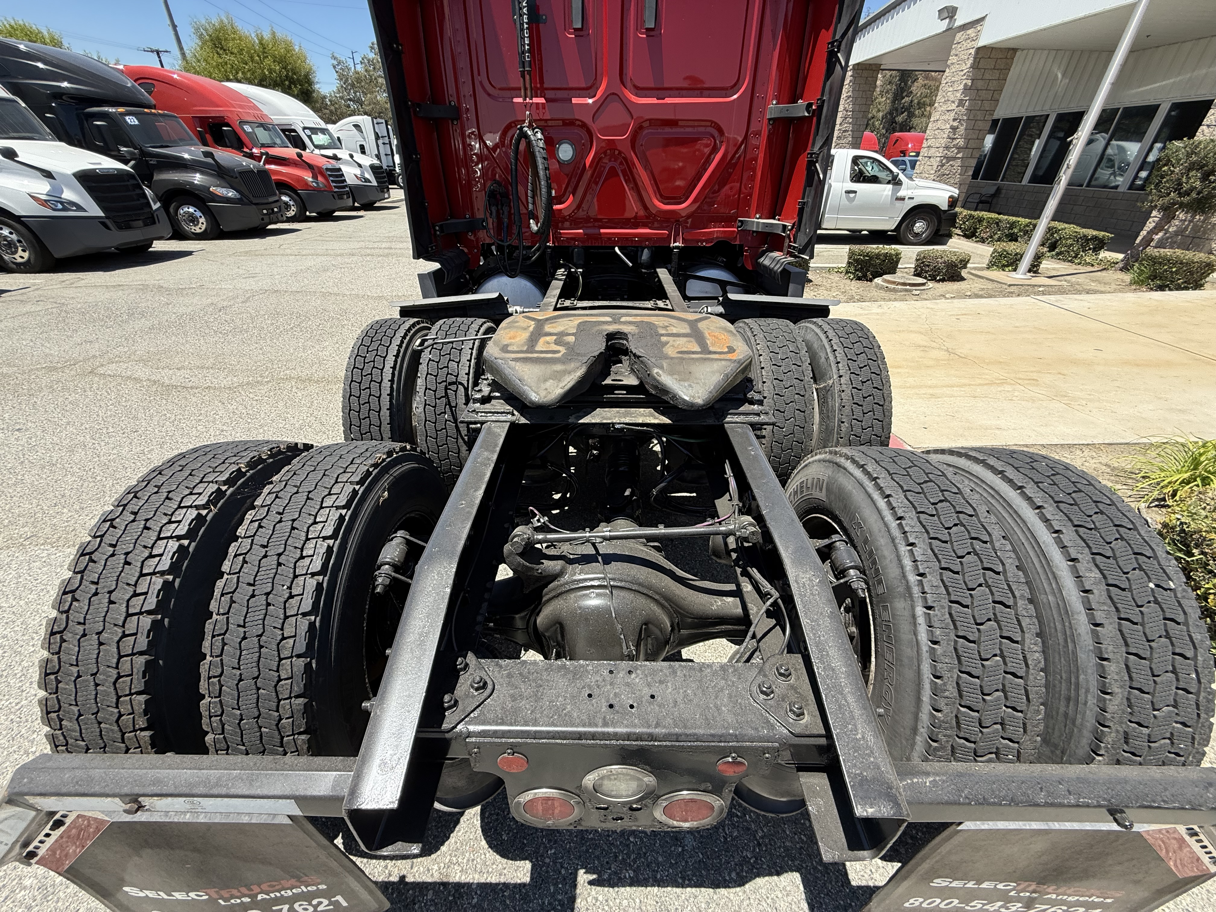 2021 FREIGHTLINER CASCADIA 126SLP - image 6