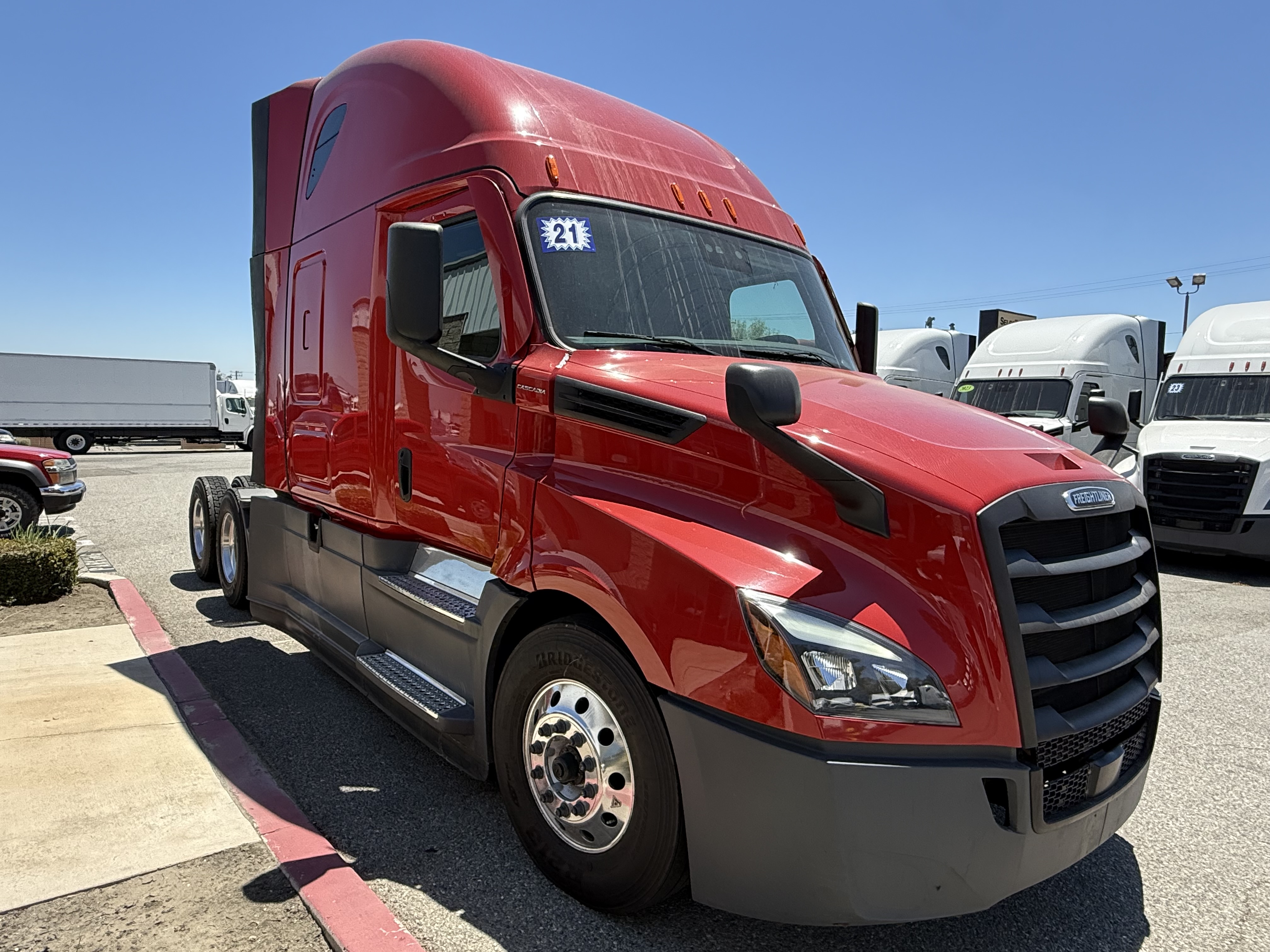 2021 FREIGHTLINER CASCADIA 126SLP - image 9
