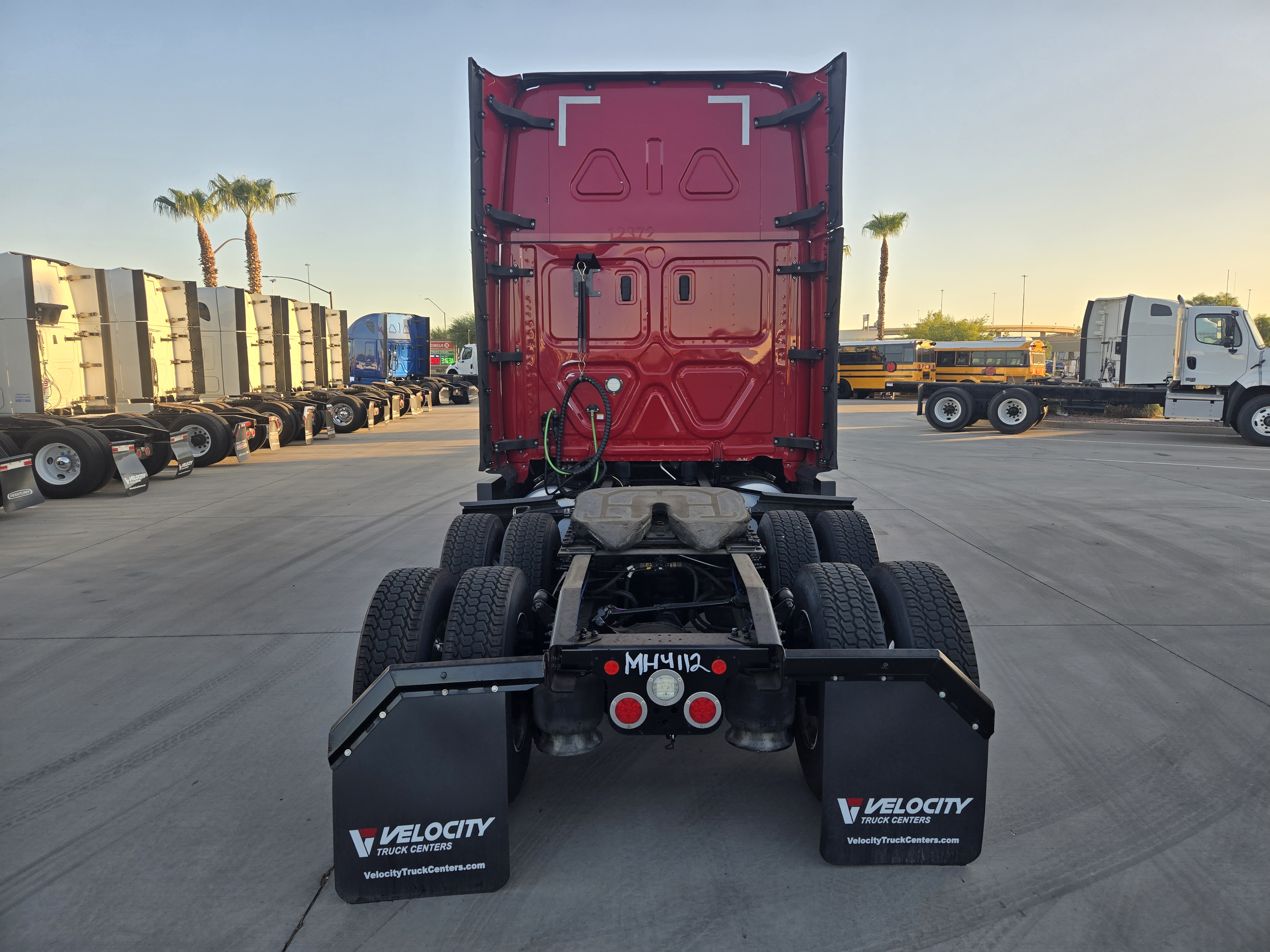 2021 FREIGHTLINER CASCADIA 126SLP - image 5