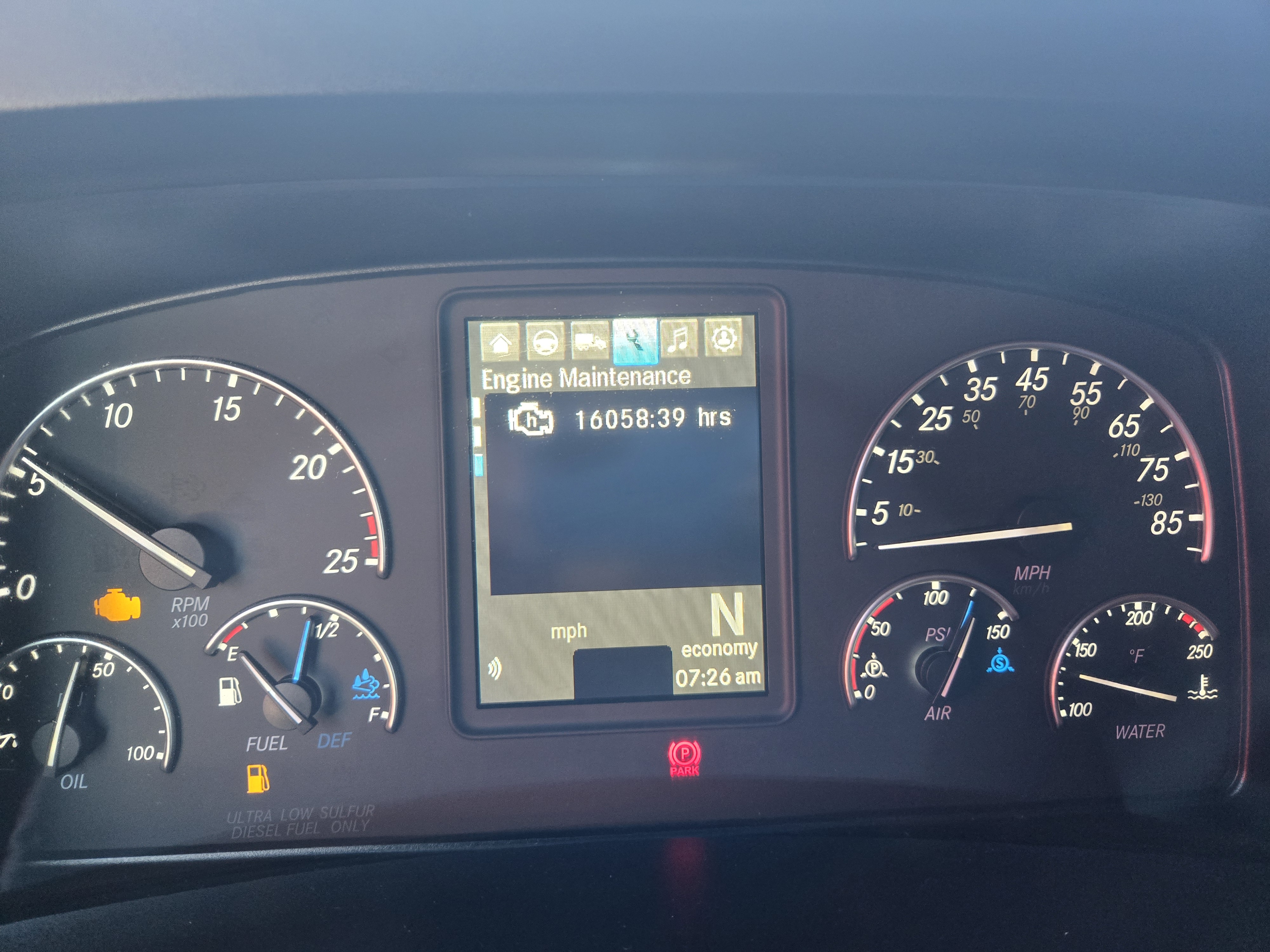 2021 FREIGHTLINER CASCADIA 126SLP - image 12