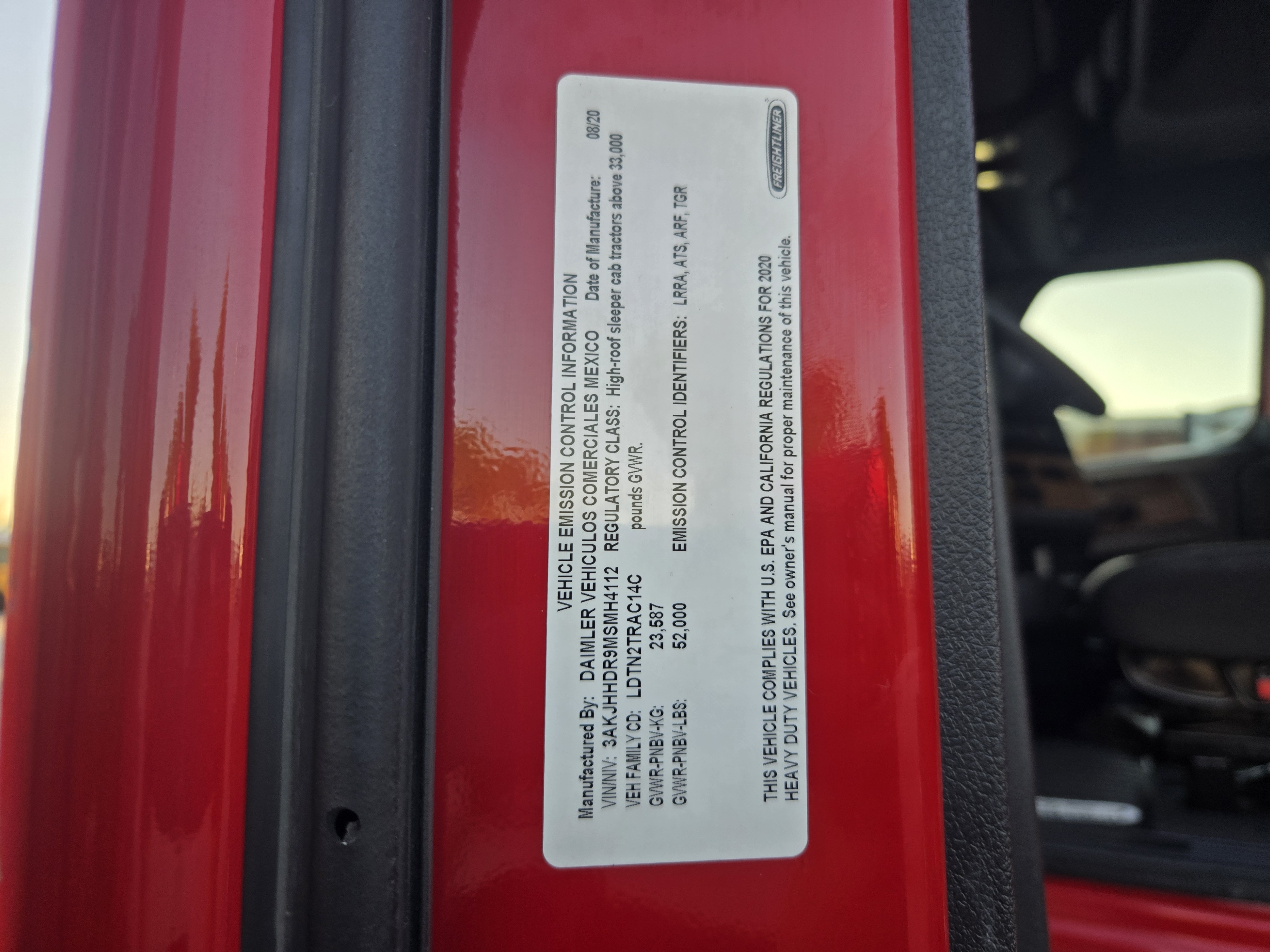 2021 FREIGHTLINER CASCADIA 126SLP - image 17