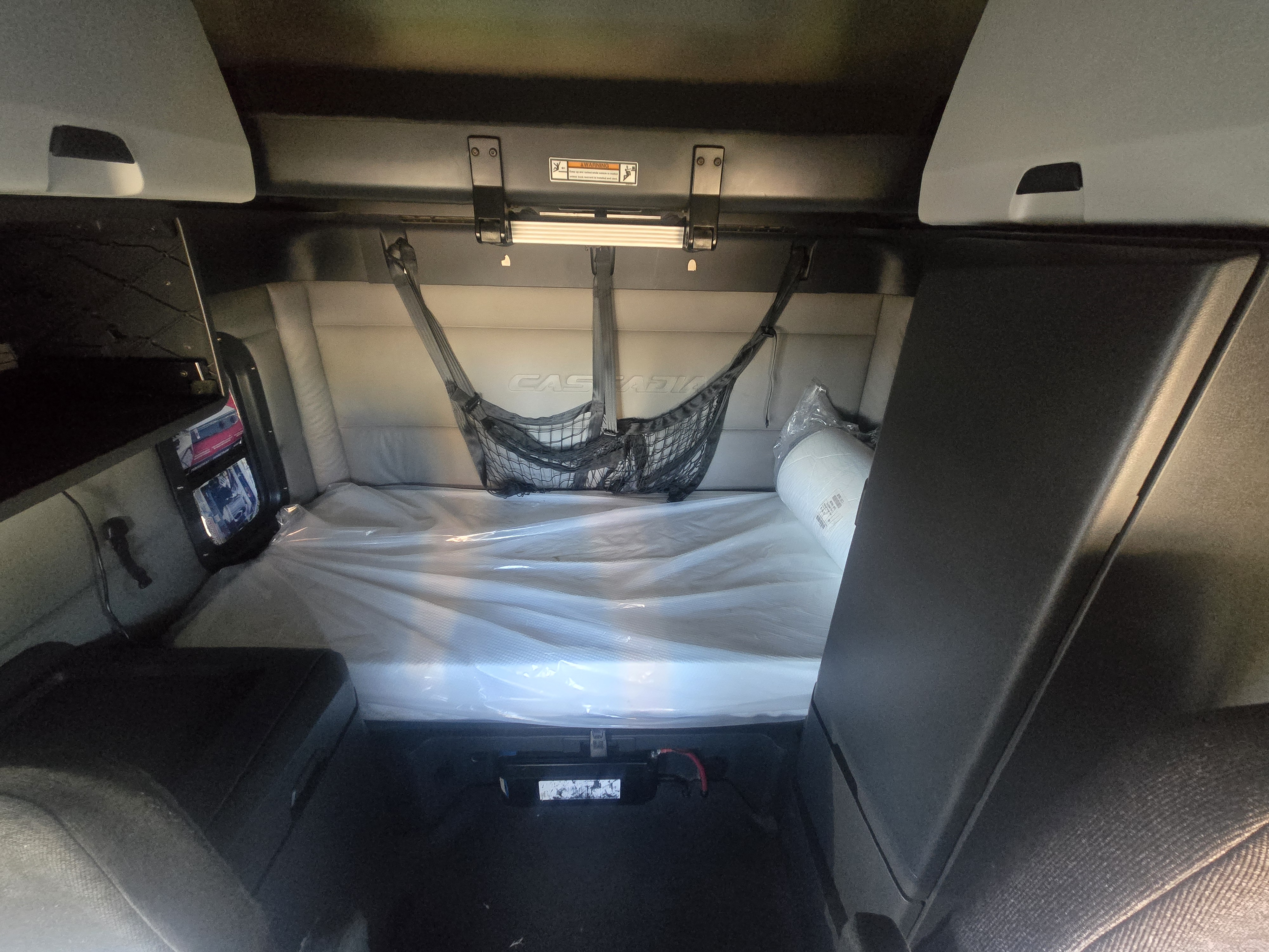 2019 FREIGHTLINER CASCADIA 126SLP - image 15