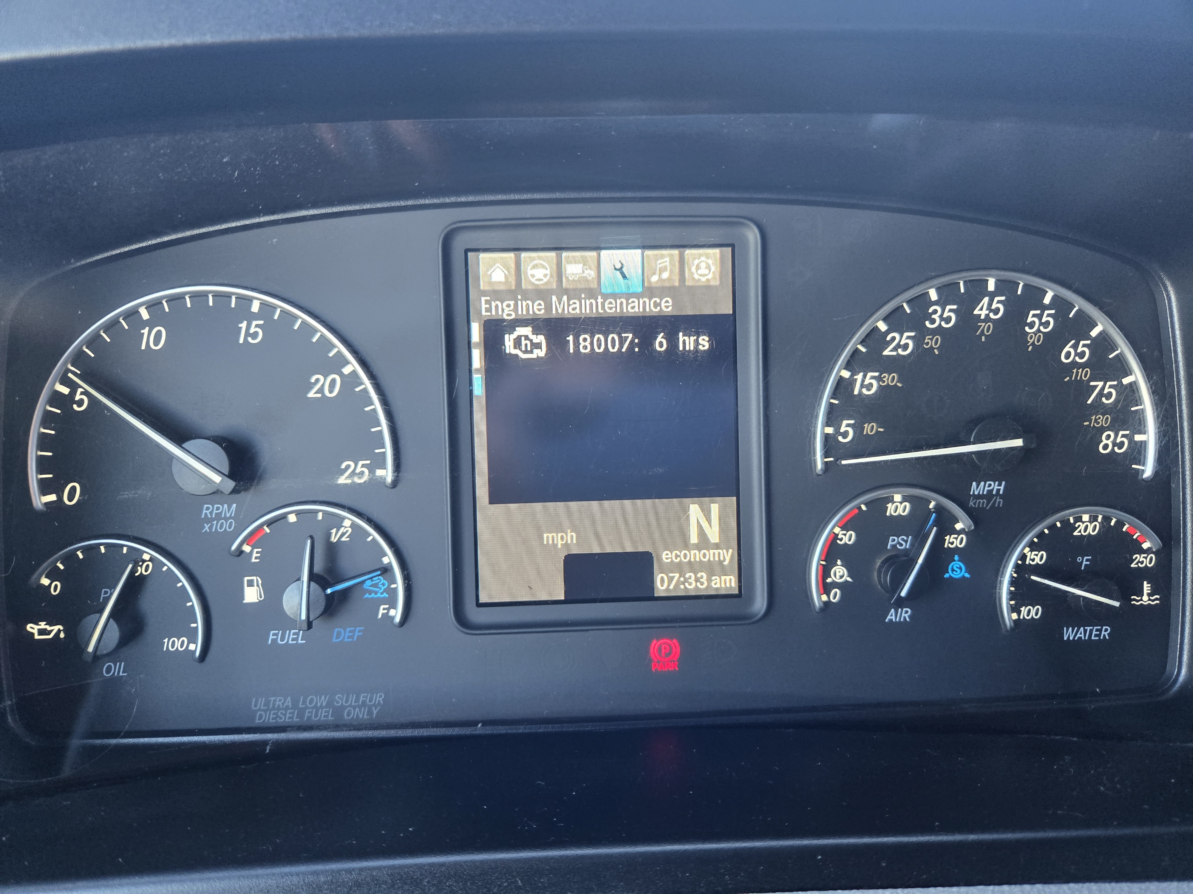 2019 FREIGHTLINER CASCADIA 126SLP - image 12