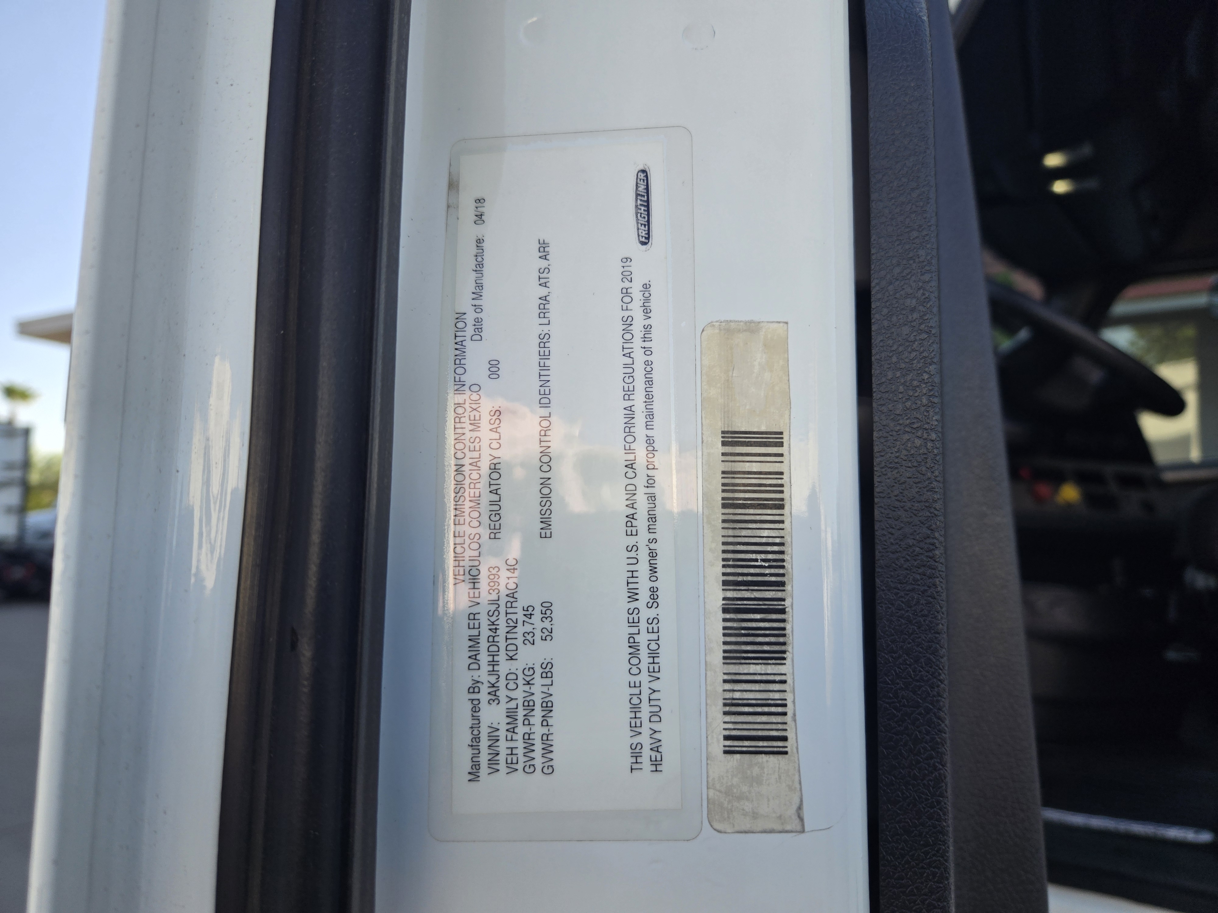 2019 FREIGHTLINER CASCADIA 126SLP - image 17