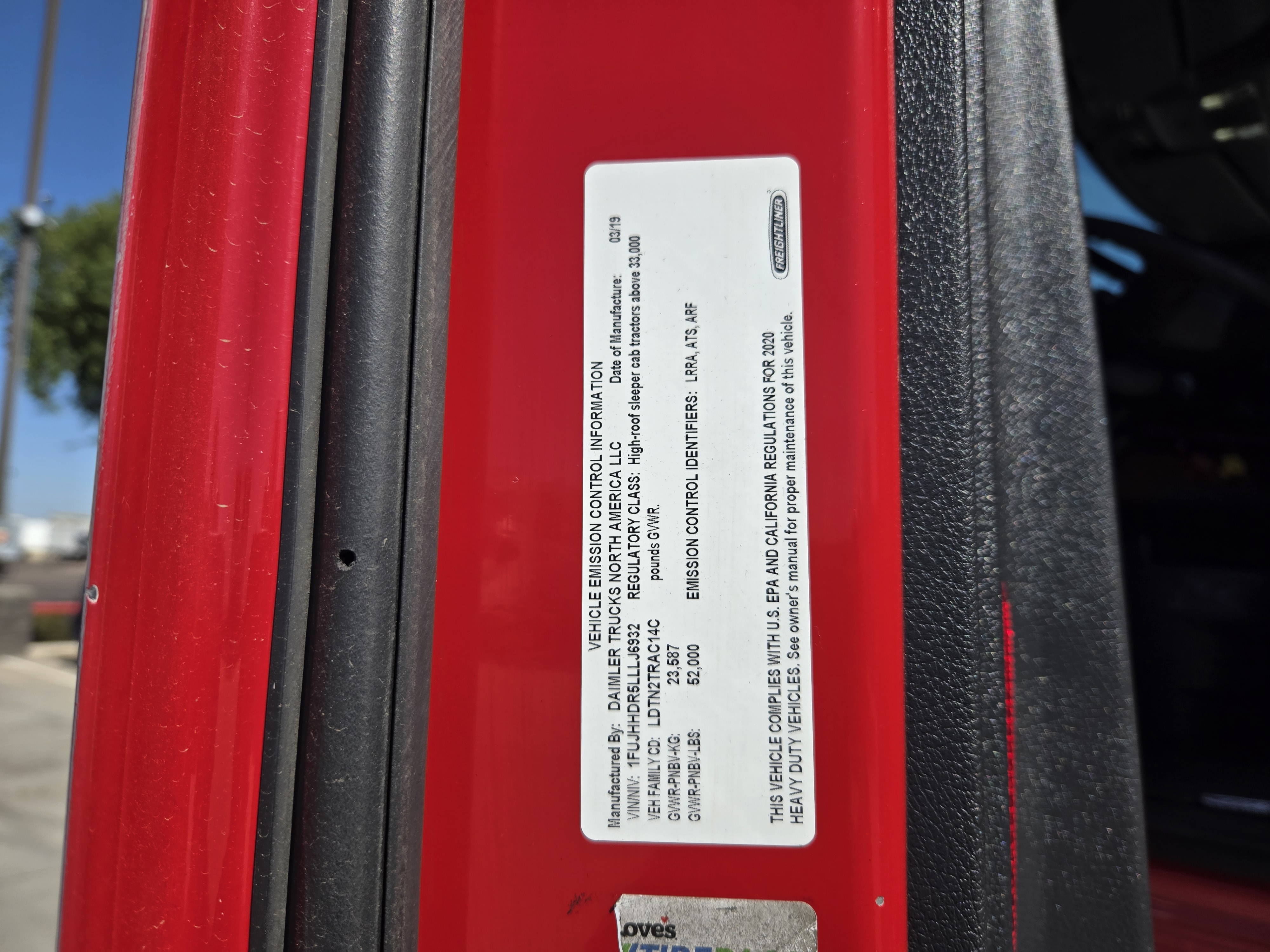 2020 FREIGHTLINER CASCADIA 126SLP - image 16