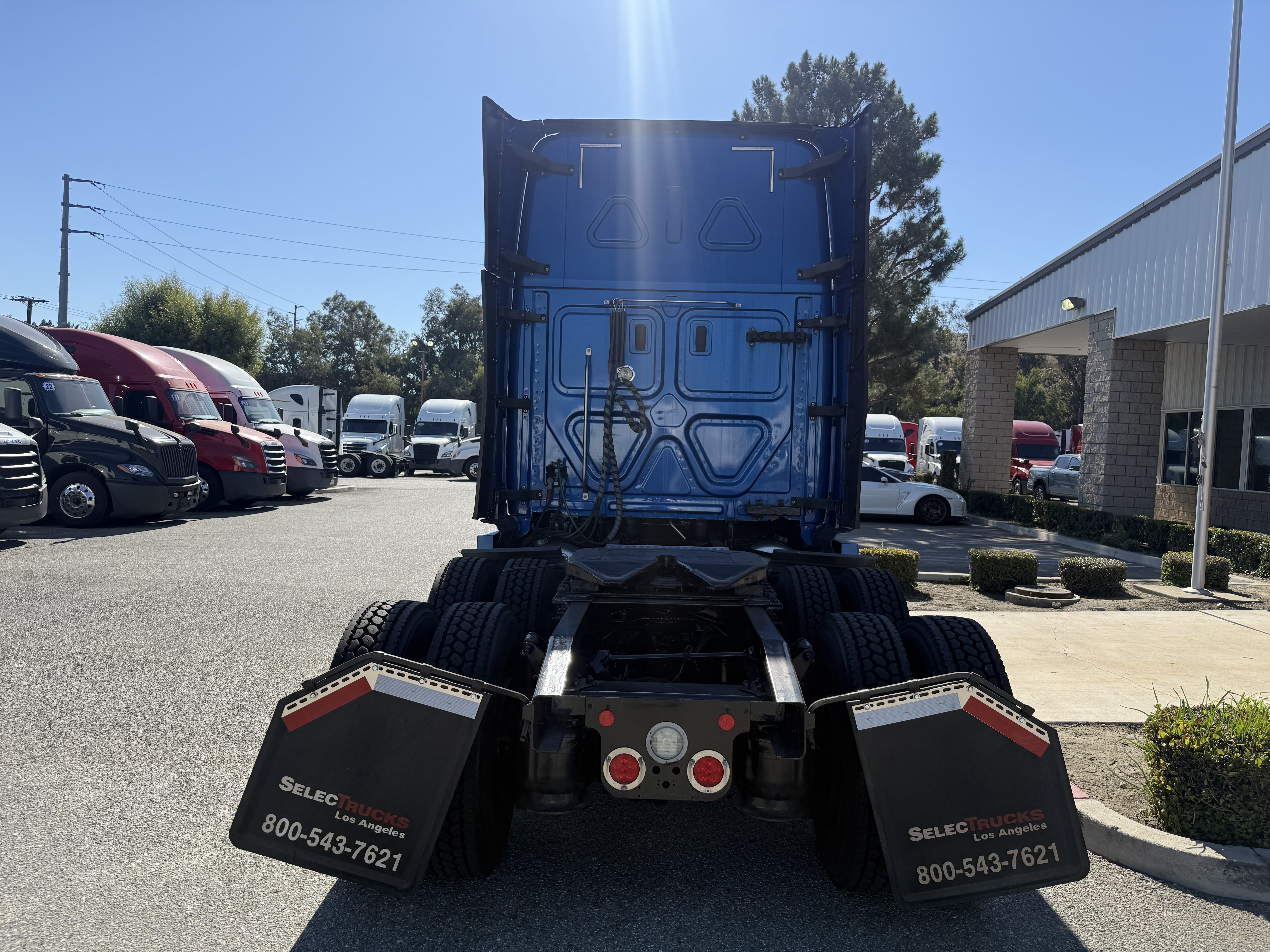 2020 FREIGHTLINER CASCADIA 126SLP - image 5