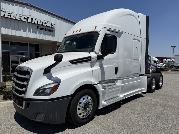 FREIGHTLINER CASCADIA 126SLP 2024