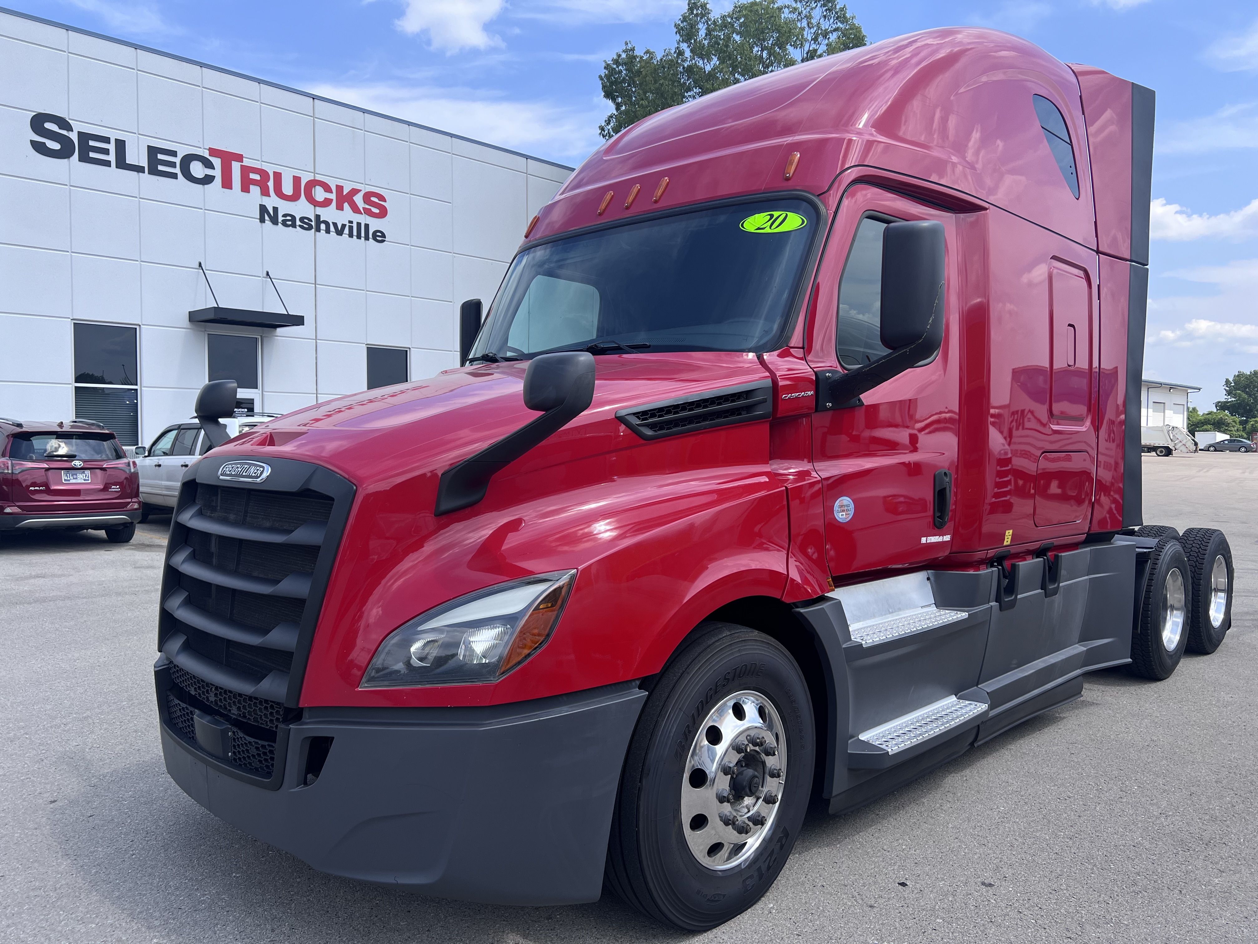 2020 FREIGHTLINER CASCADIA 126SLP - image 1