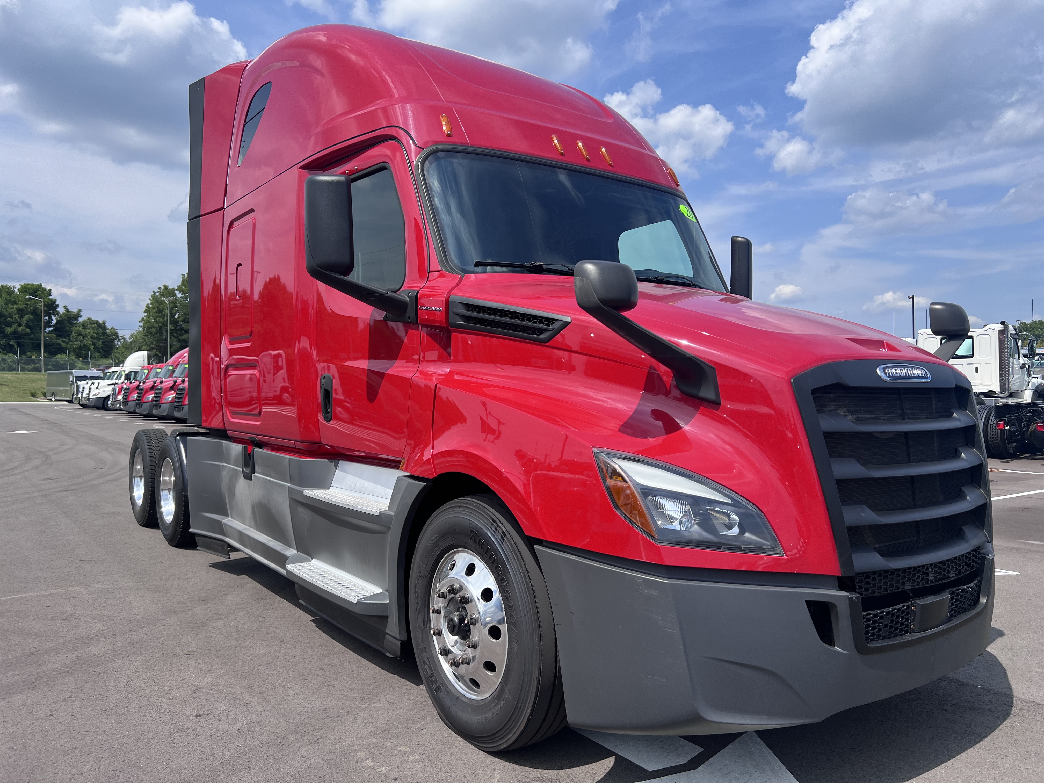 2020 FREIGHTLINER CASCADIA 126SLP - image 6