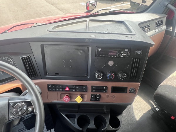 FREIGHTLINER CASCADIA 126SLP 2020