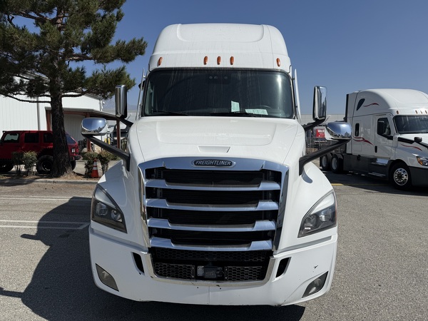 FREIGHTLINER CASCADIA 126SLP 2023