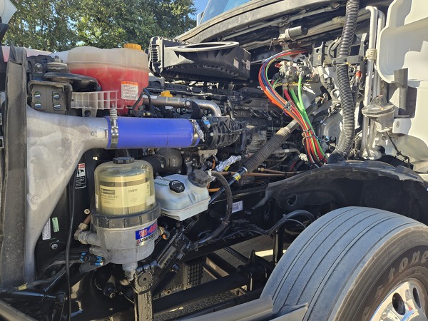 FREIGHTLINER CASCADIA 126SLP 2023