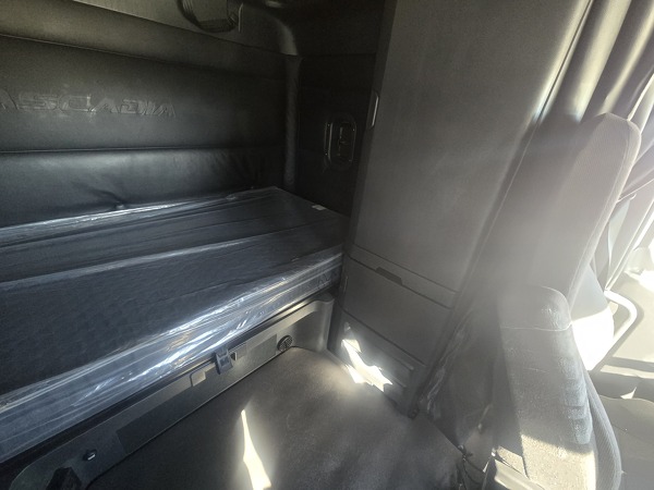 FREIGHTLINER CASCADIA 126SLP 2023