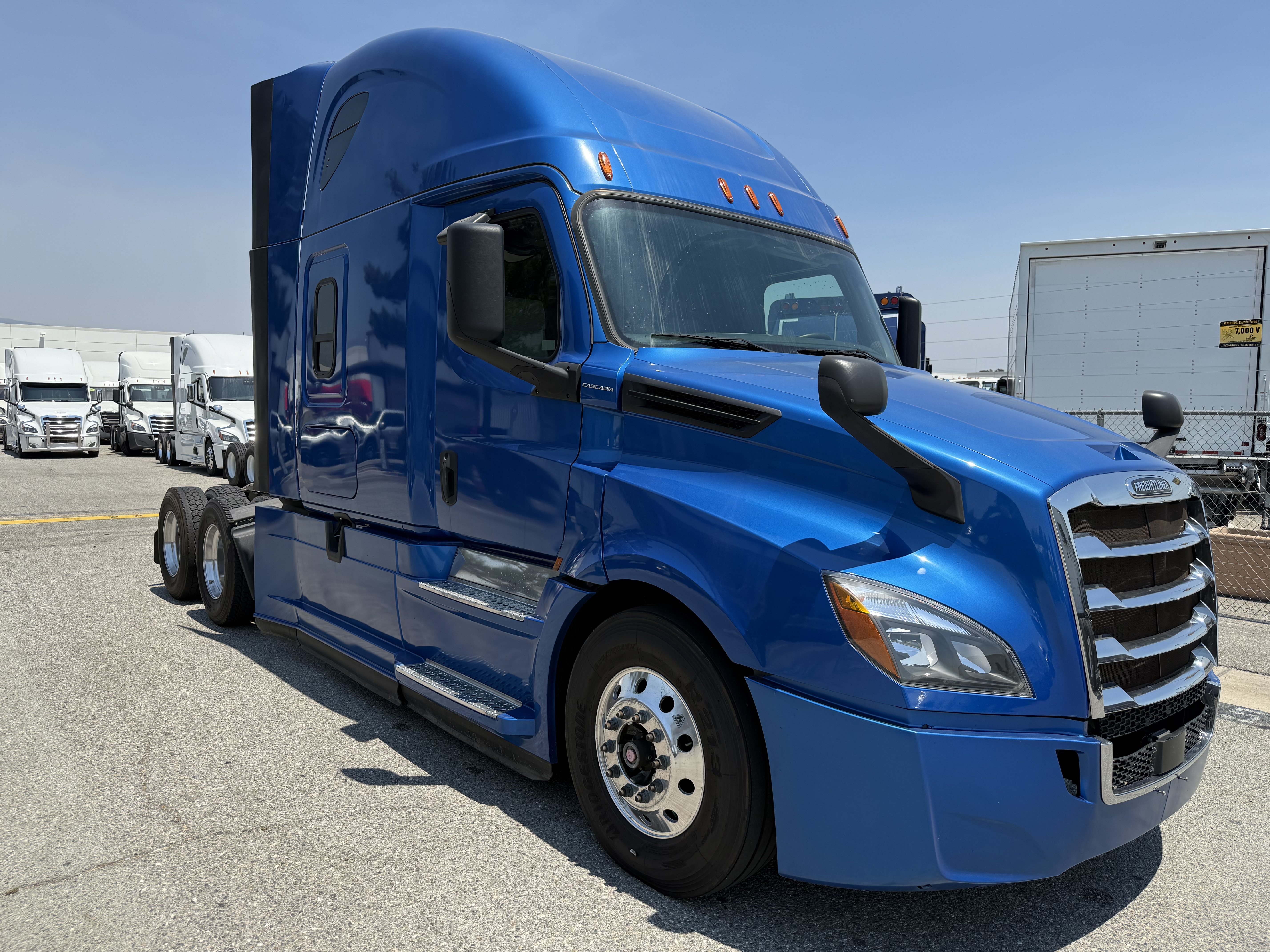2019 FREIGHTLINER CASCADIA 126SLP - image 9