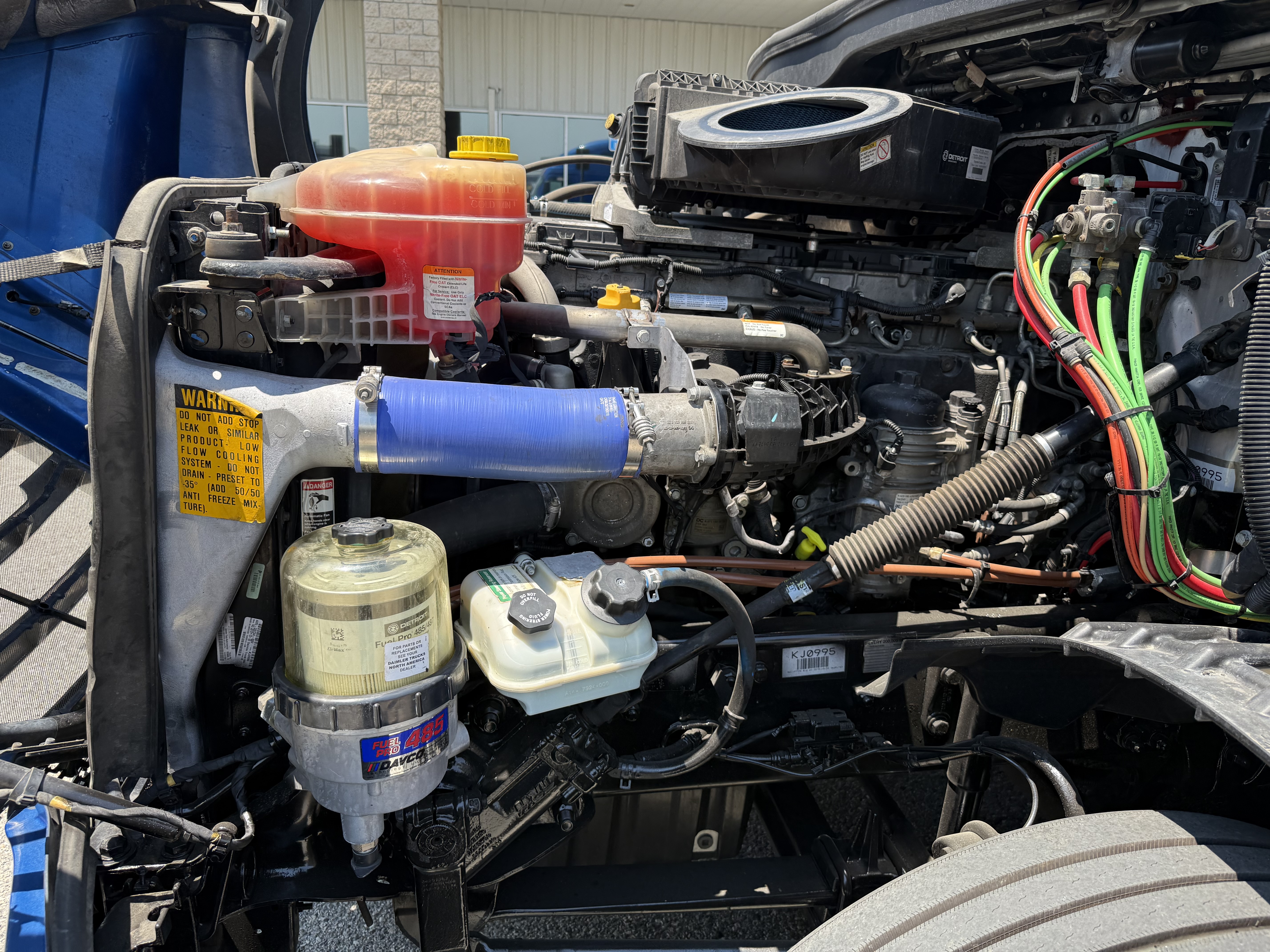 2019 FREIGHTLINER CASCADIA 126SLP - image 11