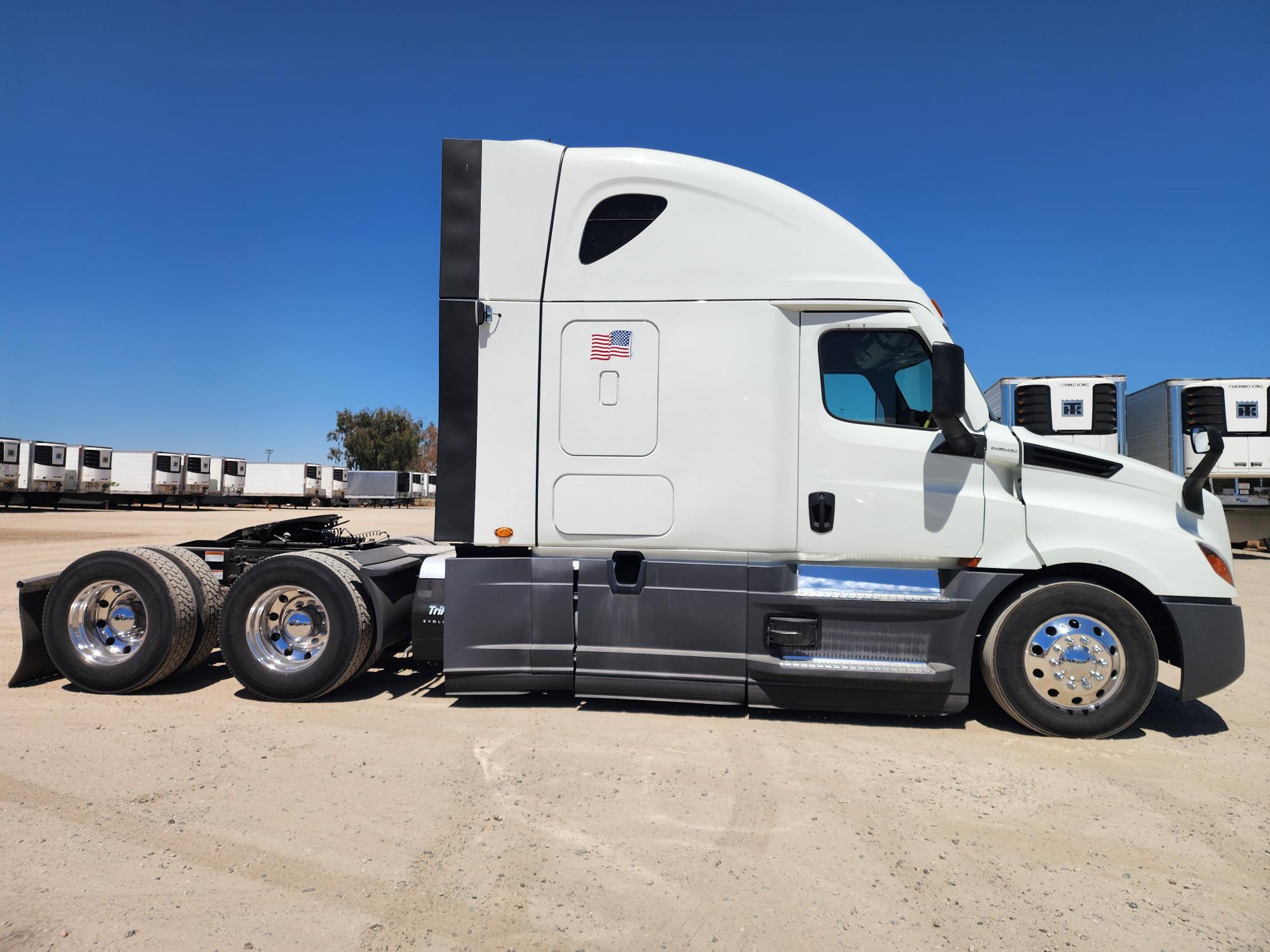 2022 FREIGHTLINER CASCADIA 126SLP - image 7