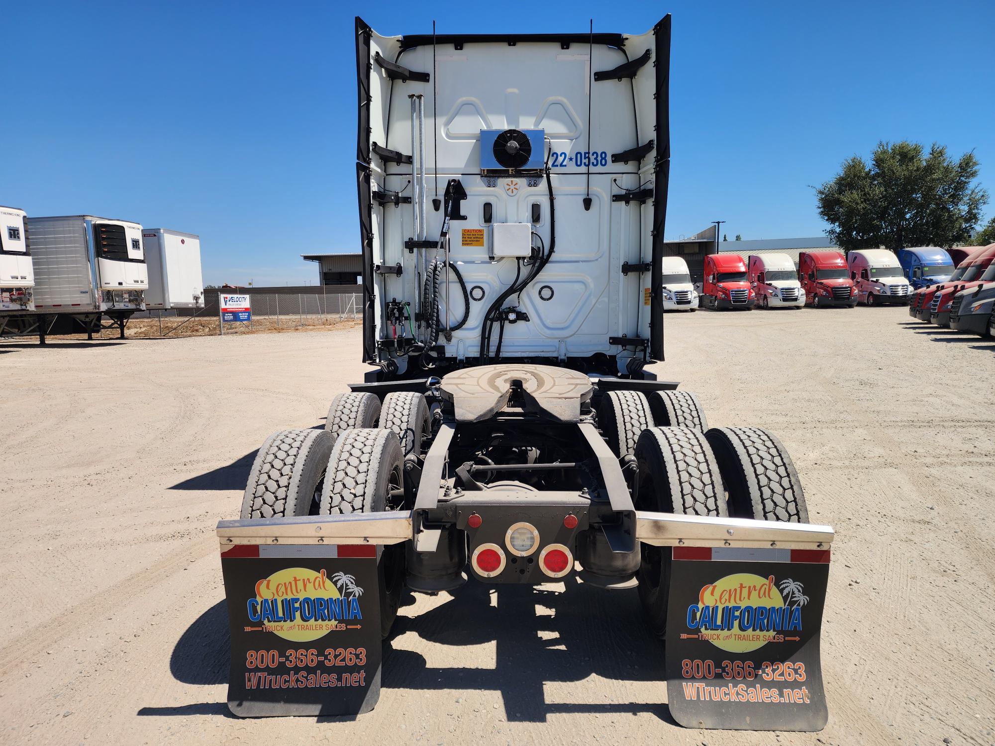 2022 FREIGHTLINER CASCADIA 126SLP - image 5