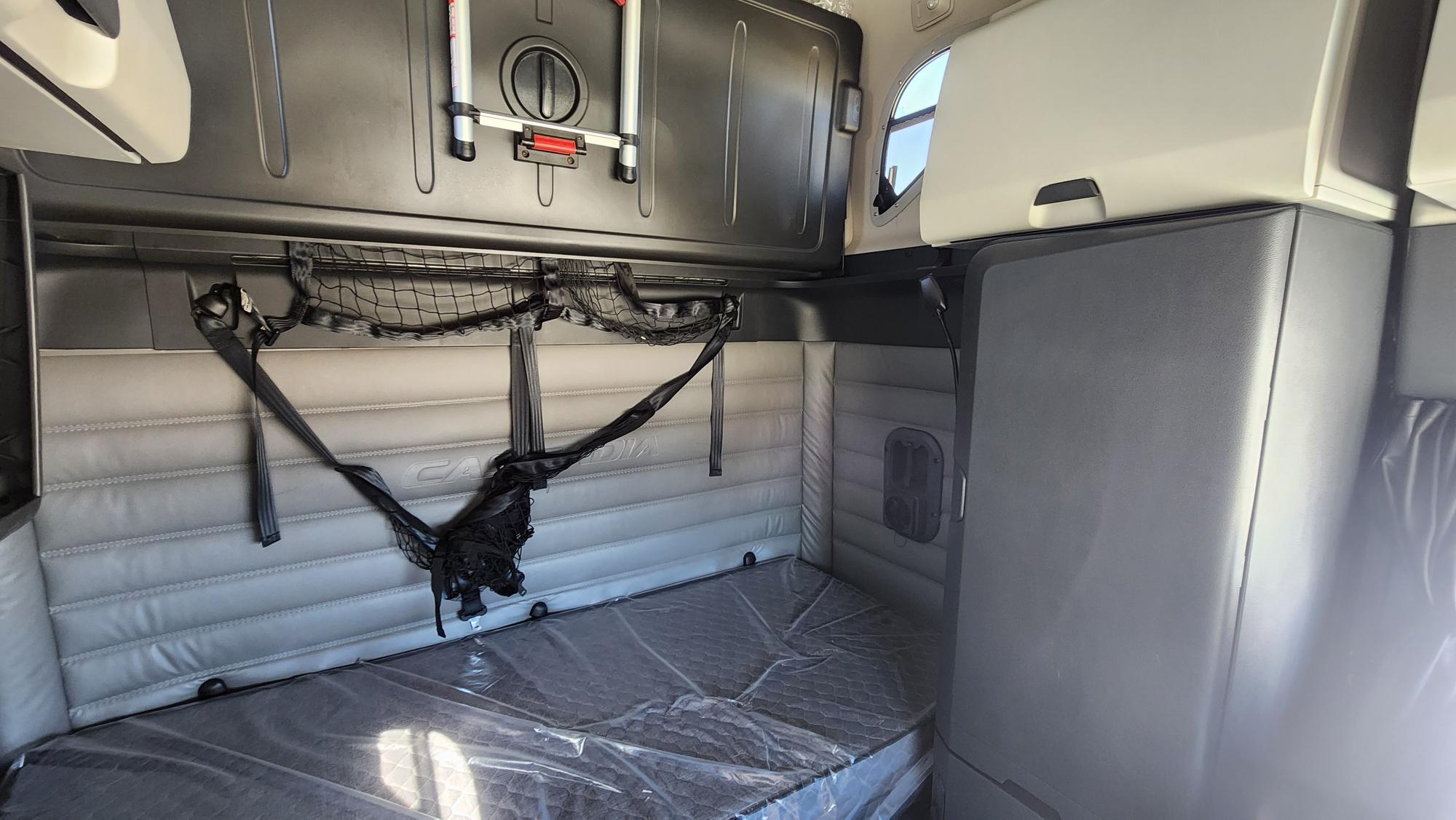 2022 FREIGHTLINER CASCADIA 126SLP - image 22