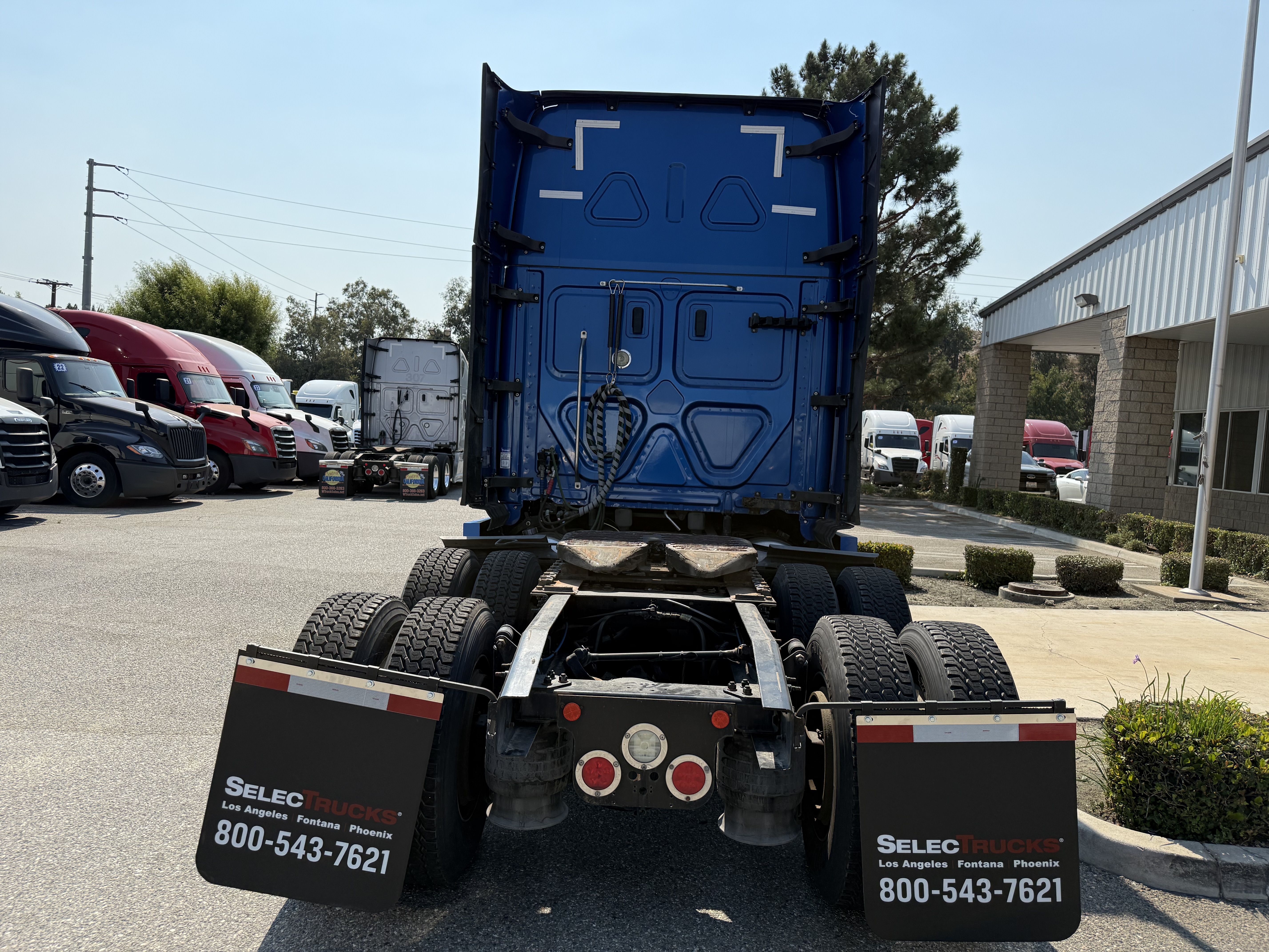 2020 FREIGHTLINER CASCADIA 126SLP - image 5