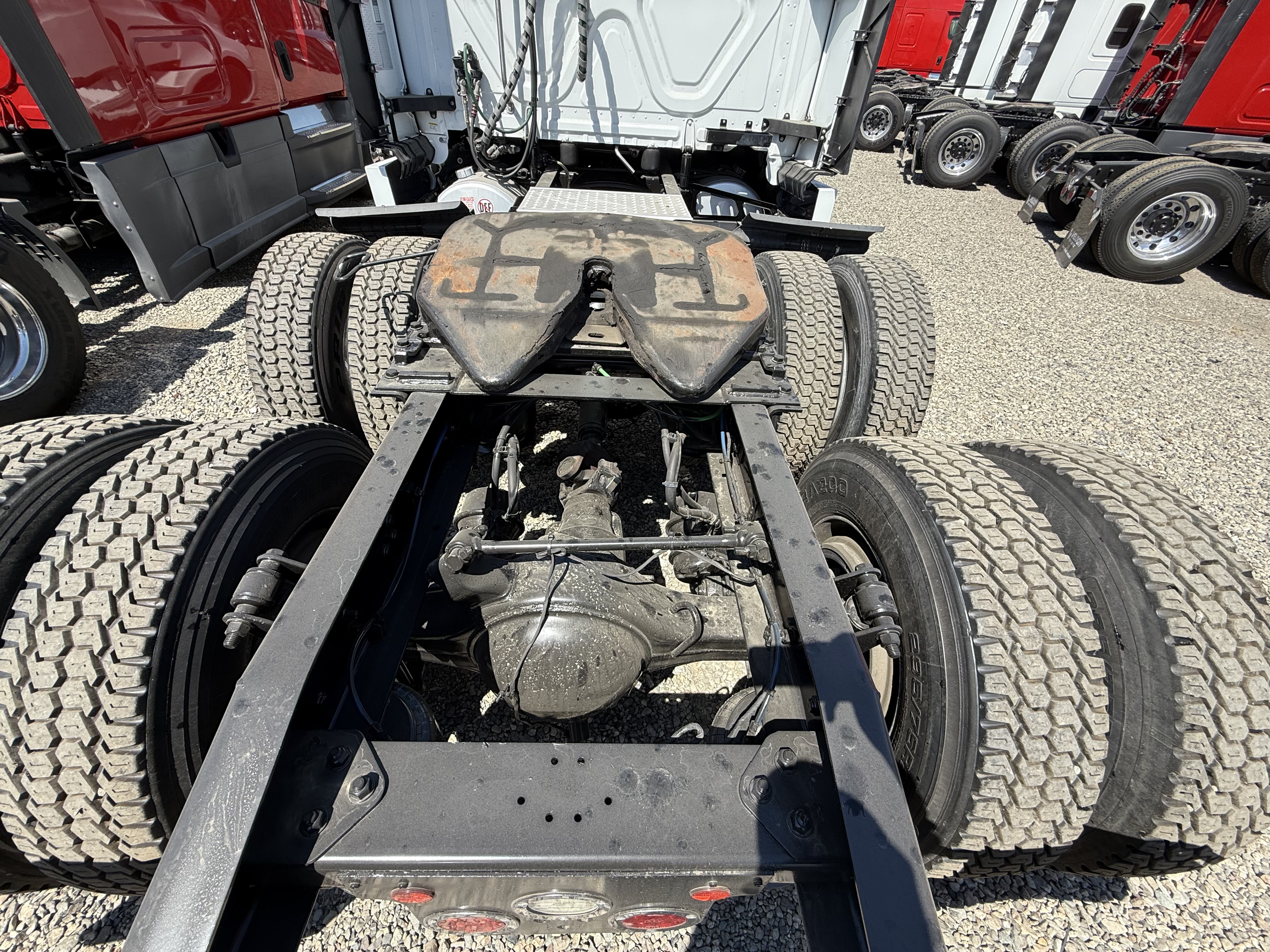 2021 FREIGHTLINER CASCADIA 126SLP - image 5