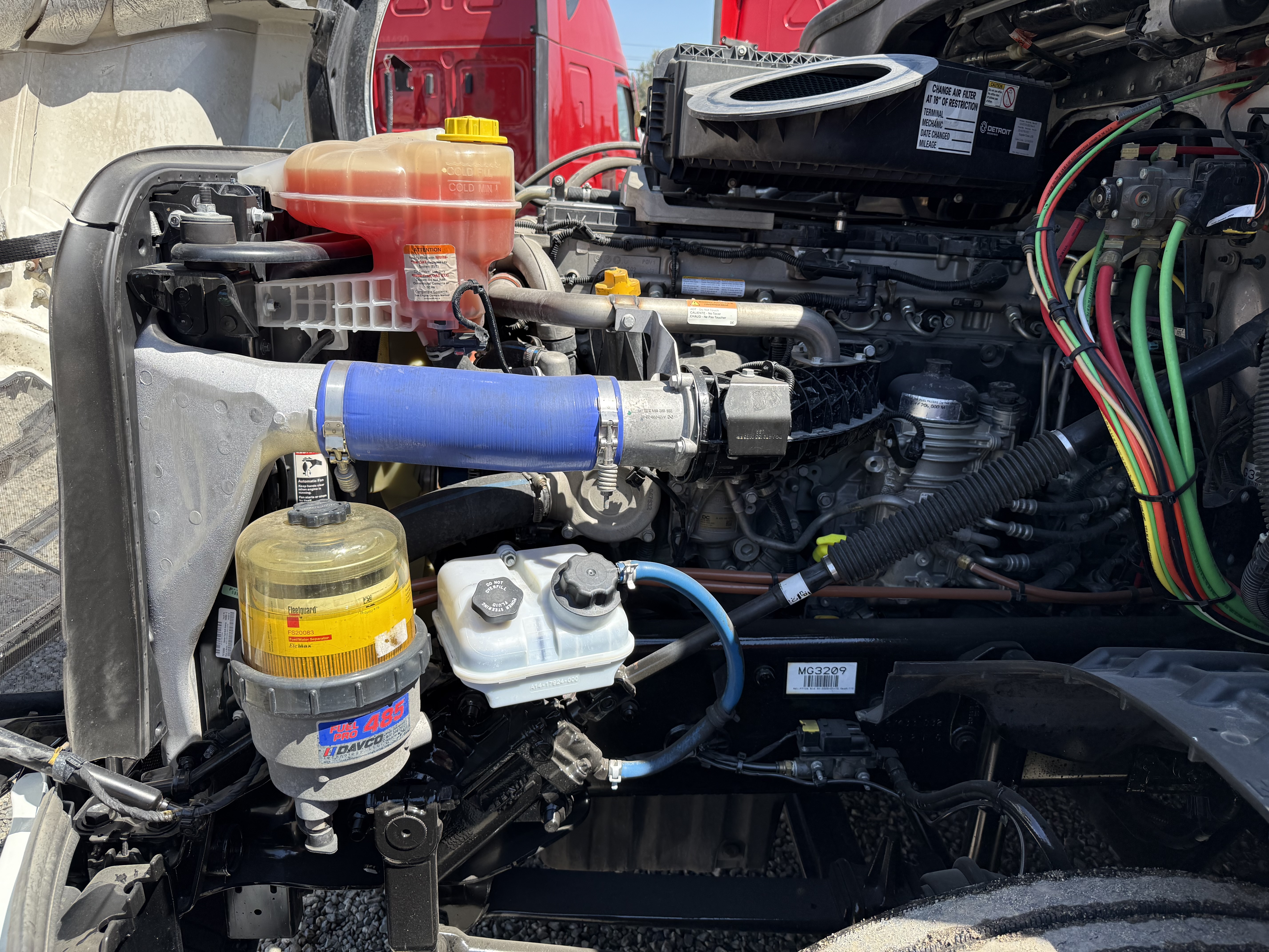 2021 FREIGHTLINER CASCADIA 126SLP - image 9