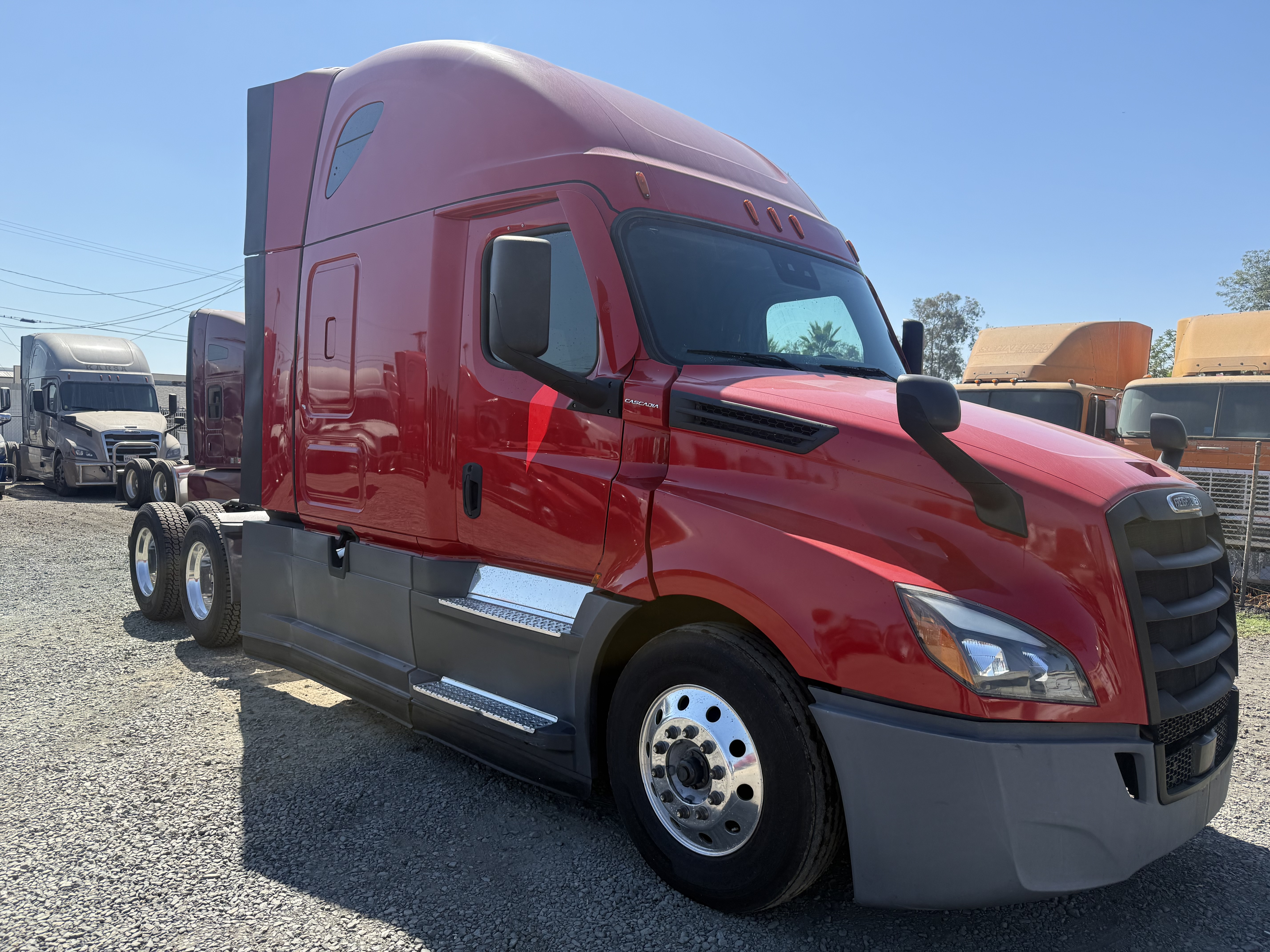 2021 FREIGHTLINER CASCADIA 126SLP - image 9