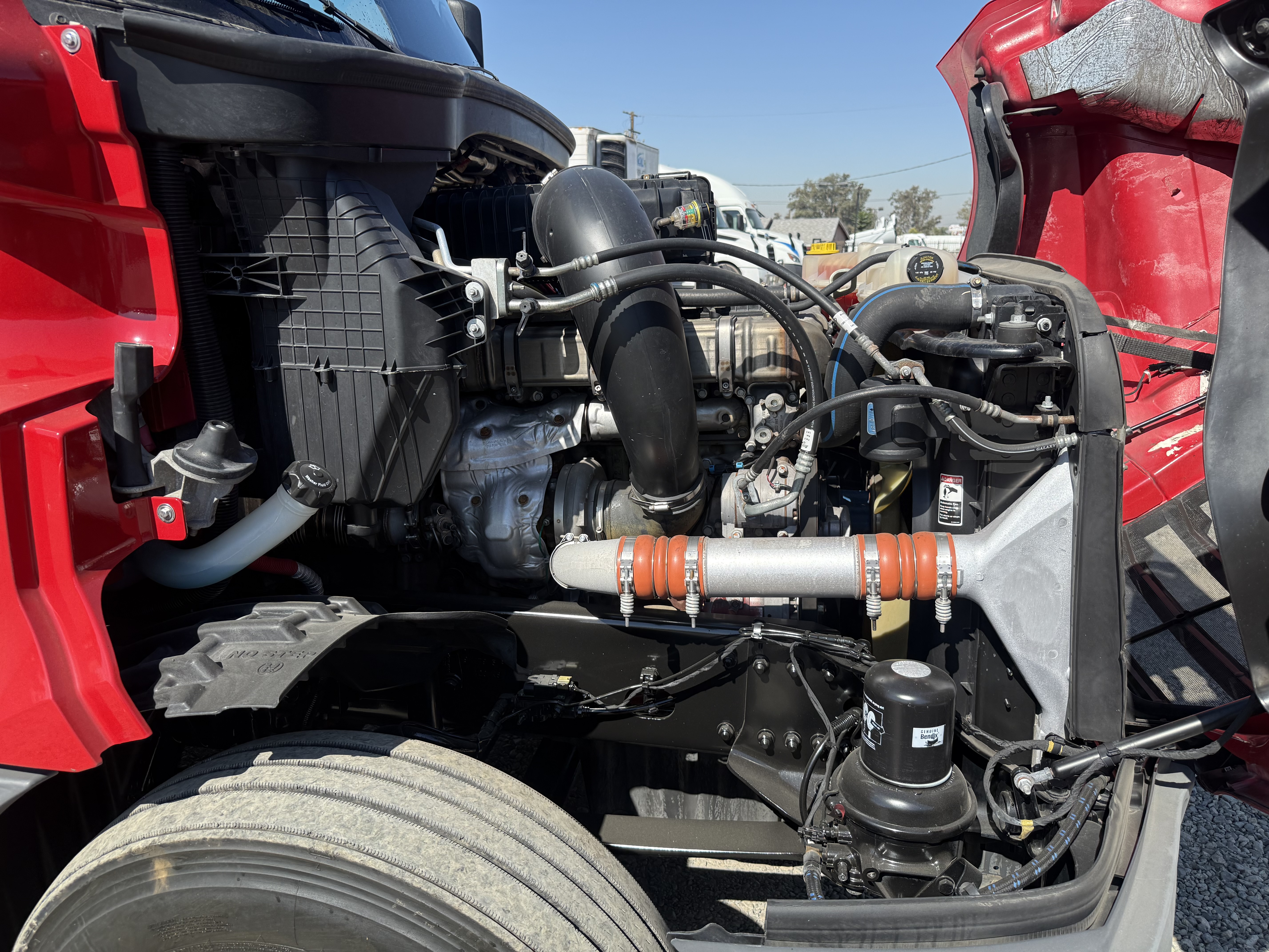 2020 FREIGHTLINER CASCADIA 126SLP - image 11