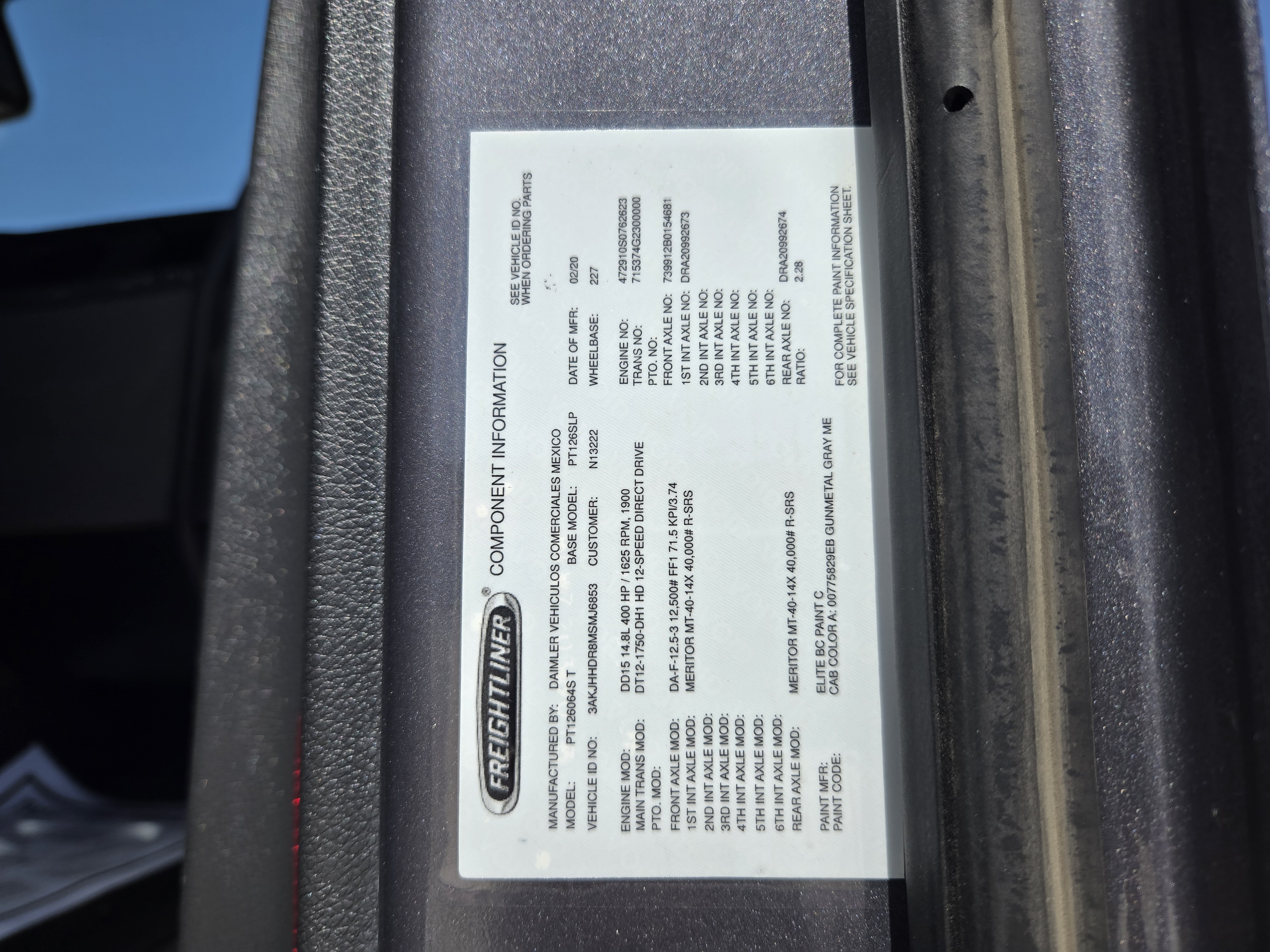 2021 FREIGHTLINER CASCADIA 126SLP - image 22