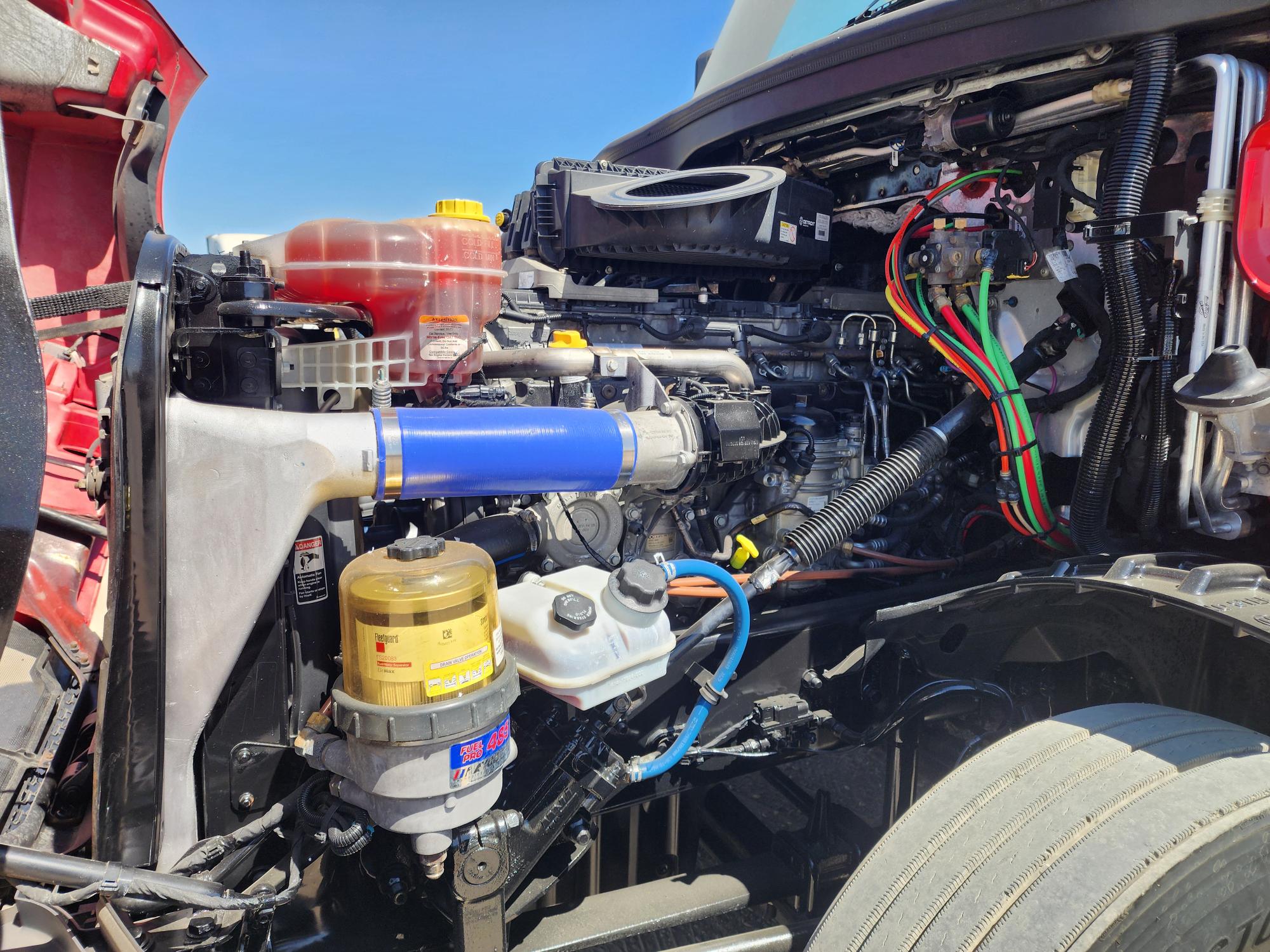 2020 FREIGHTLINER CASCADIA 126SLP - image 11