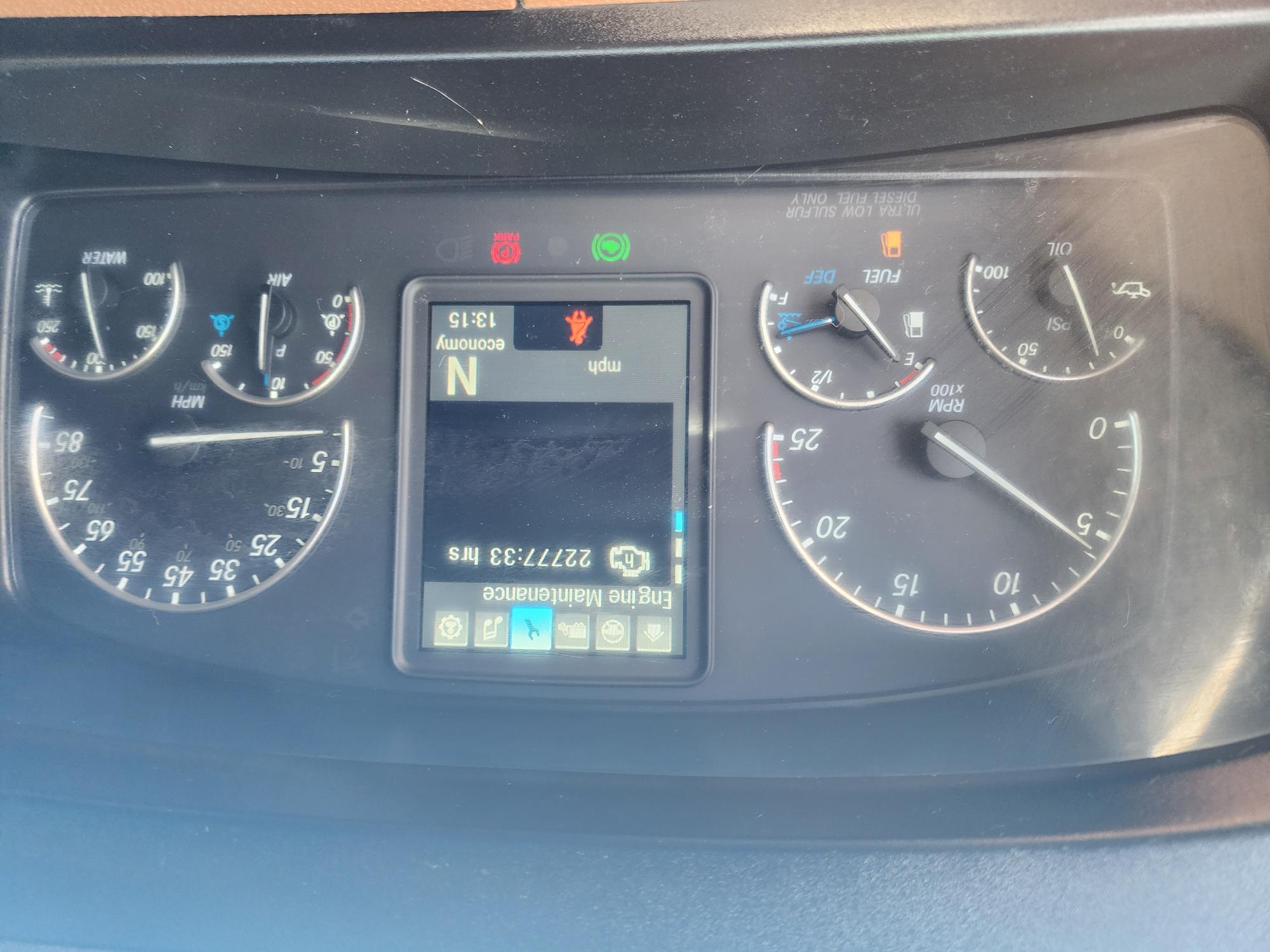 2020 FREIGHTLINER CASCADIA 126SLP - image 16