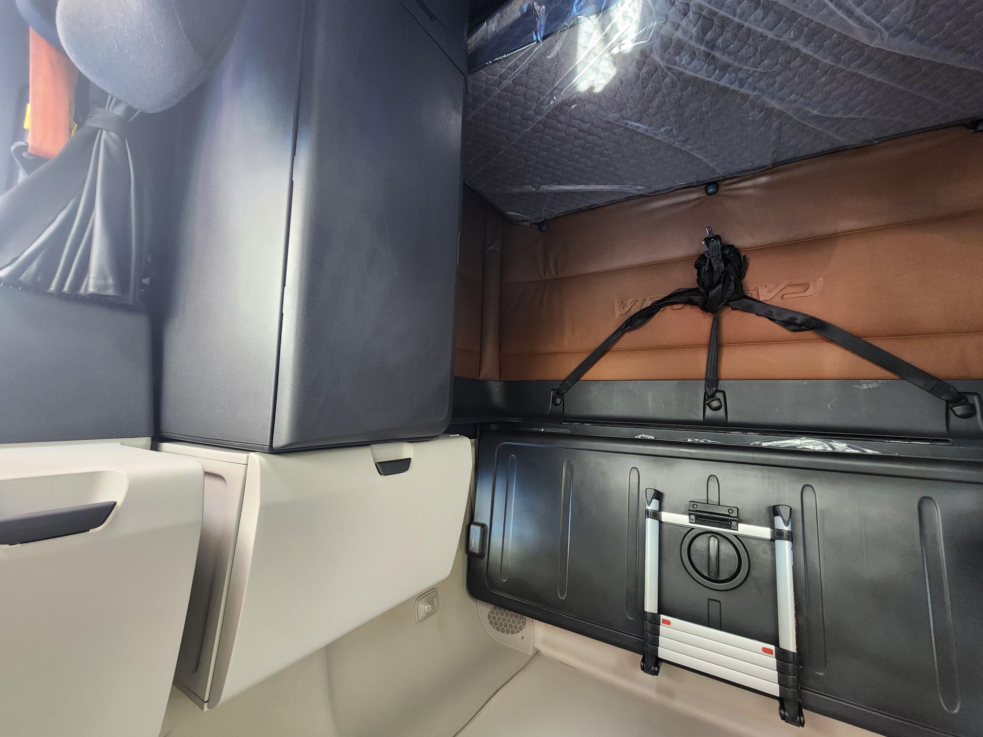 2020 FREIGHTLINER CASCADIA 126SLP - image 23