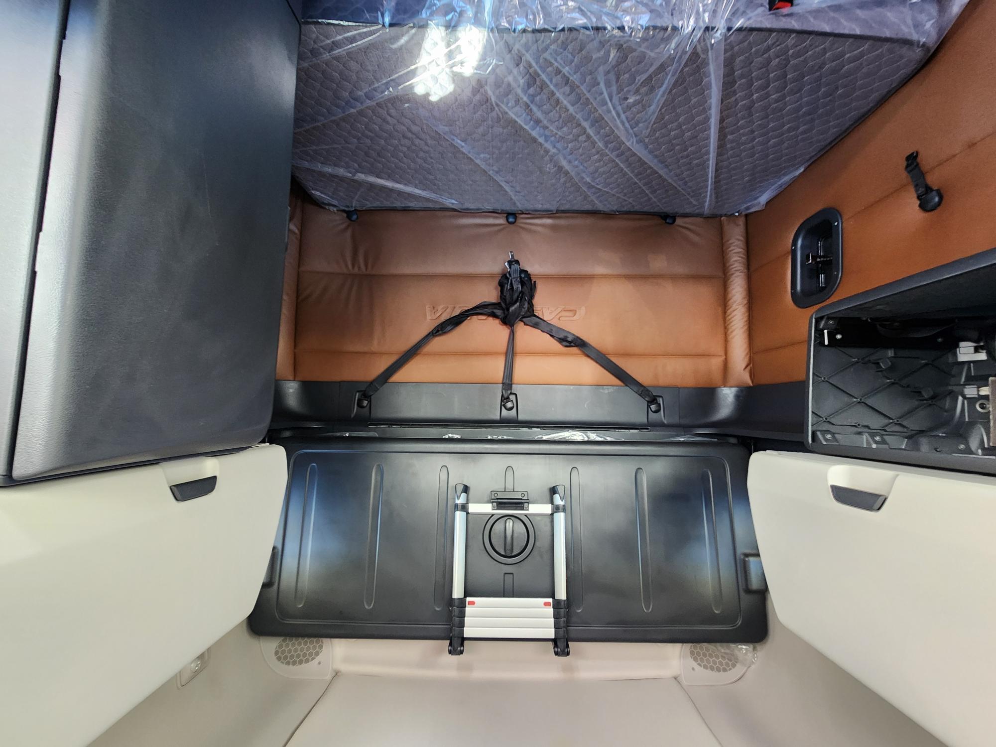 2020 FREIGHTLINER CASCADIA 126SLP - image 22