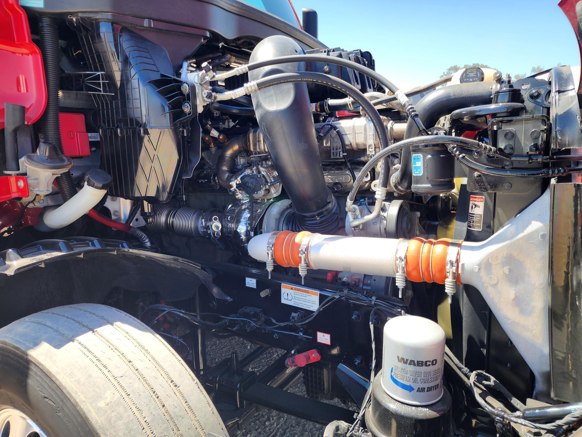 2022 FREIGHTLINER CASCADIA 126SLP - image 9