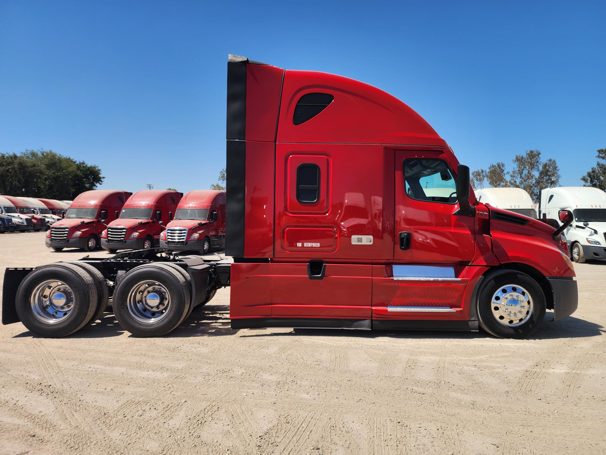 2022 FREIGHTLINER CASCADIA 126SLP - image 7