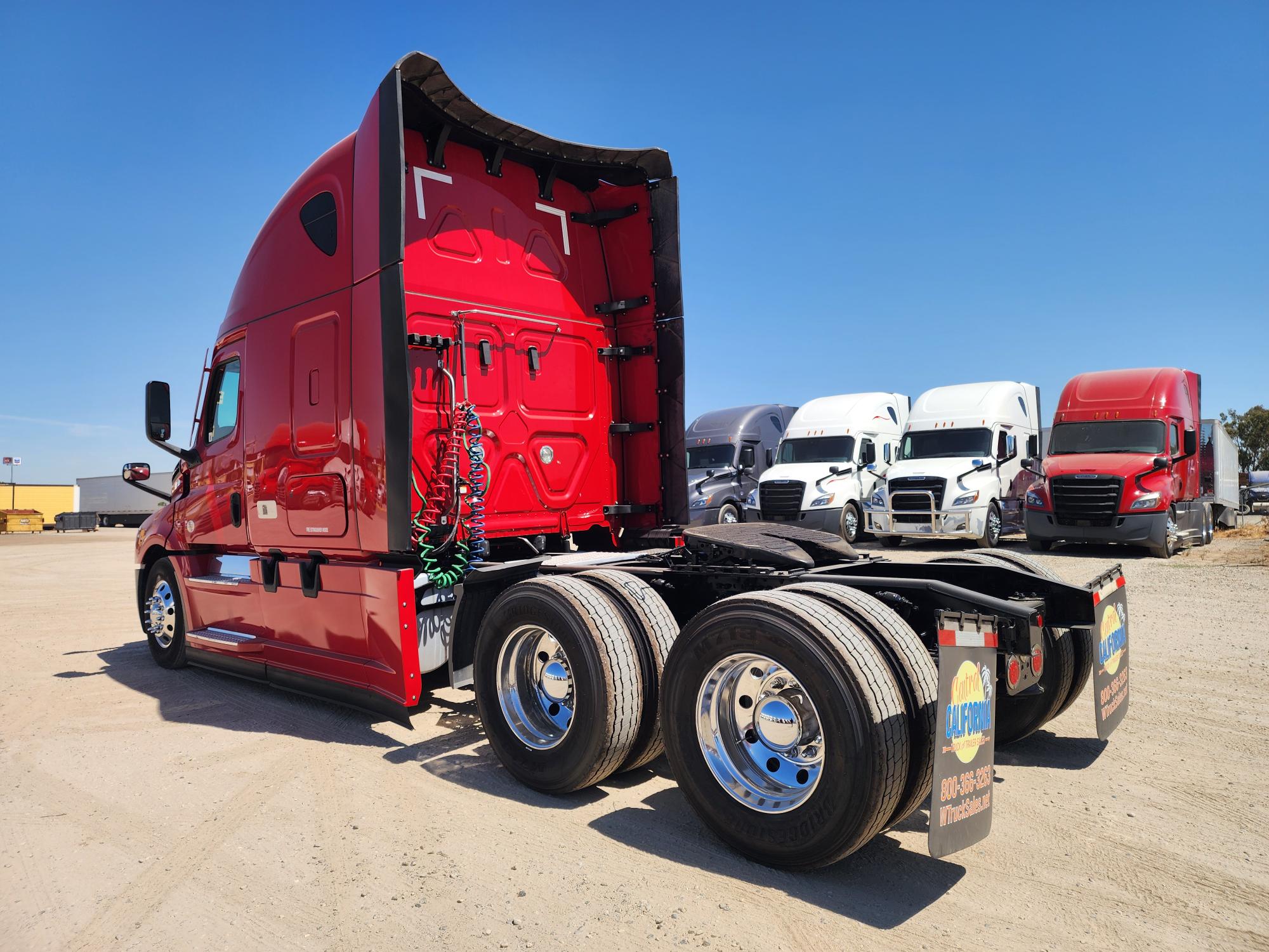 2022 FREIGHTLINER CASCADIA 126SLP - image 4