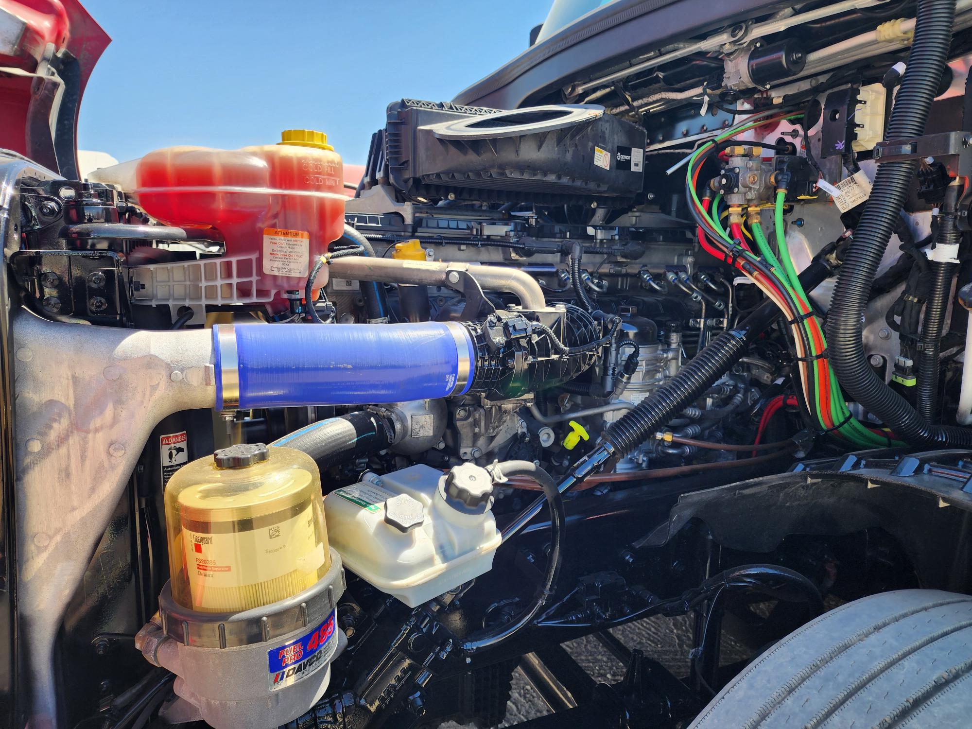 2022 FREIGHTLINER CASCADIA 126SLP - image 10