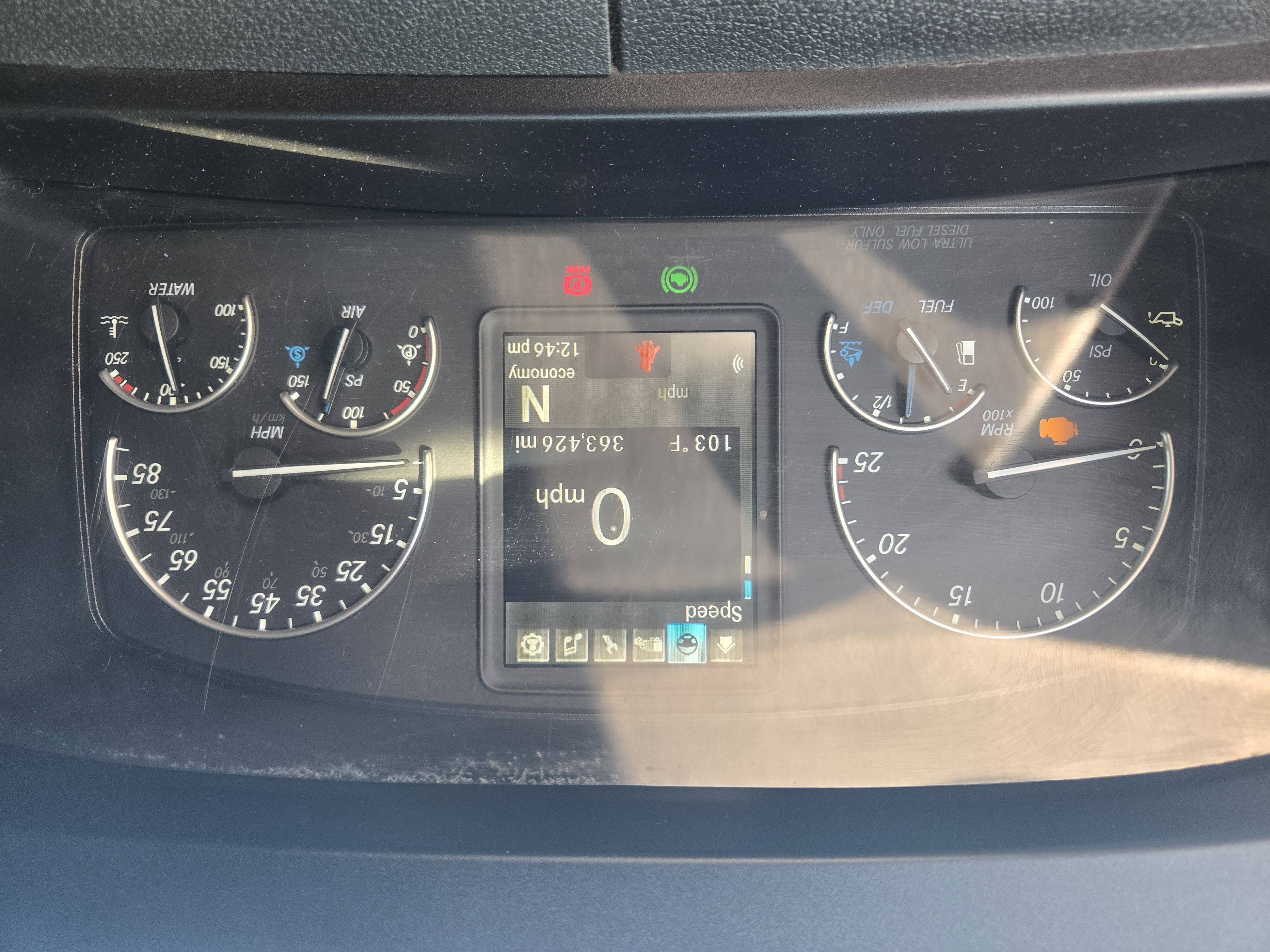 2023 FREIGHTLINER CASCADIA 126SLP - image 11