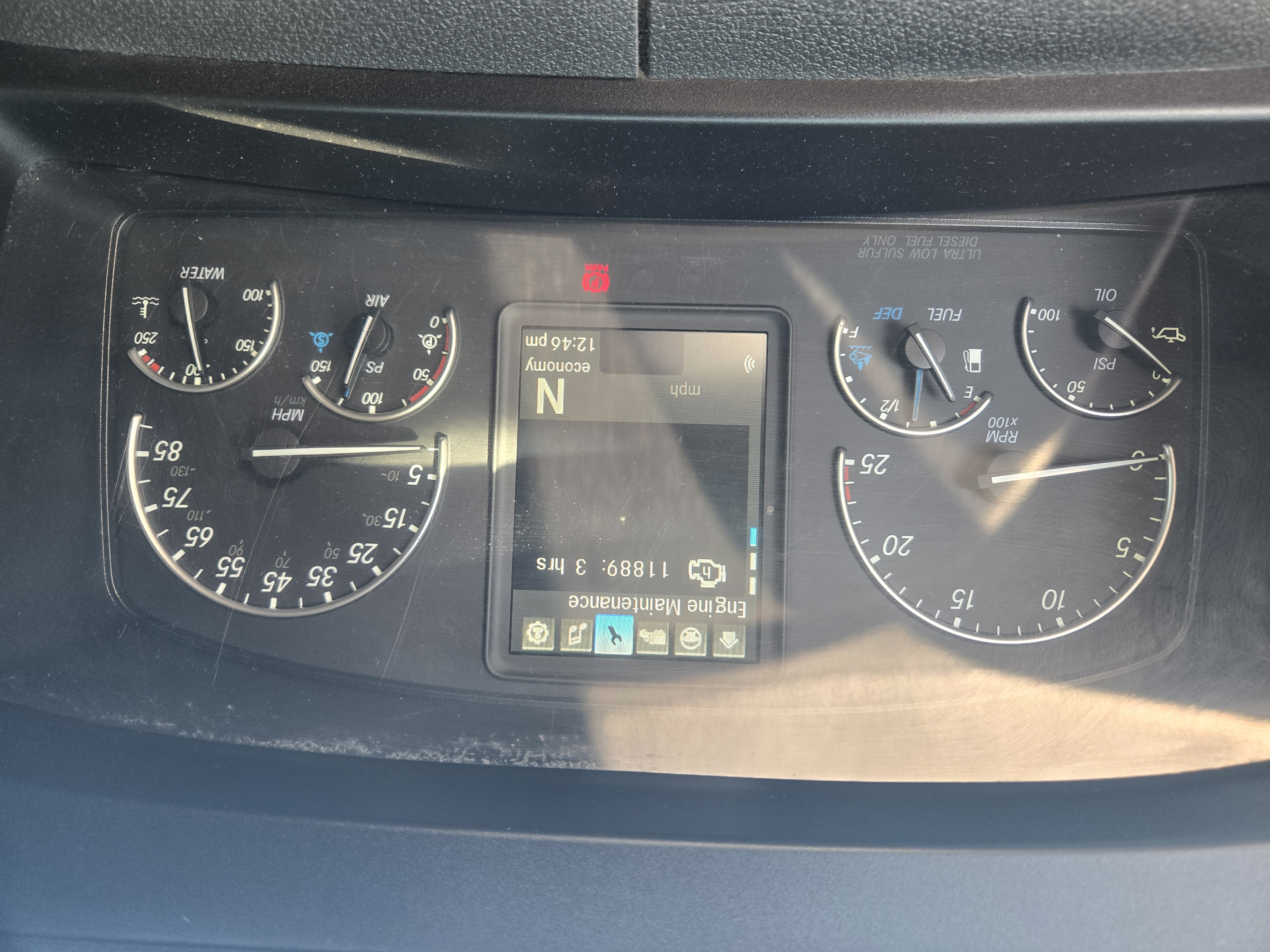 2023 FREIGHTLINER CASCADIA 126SLP - image 12