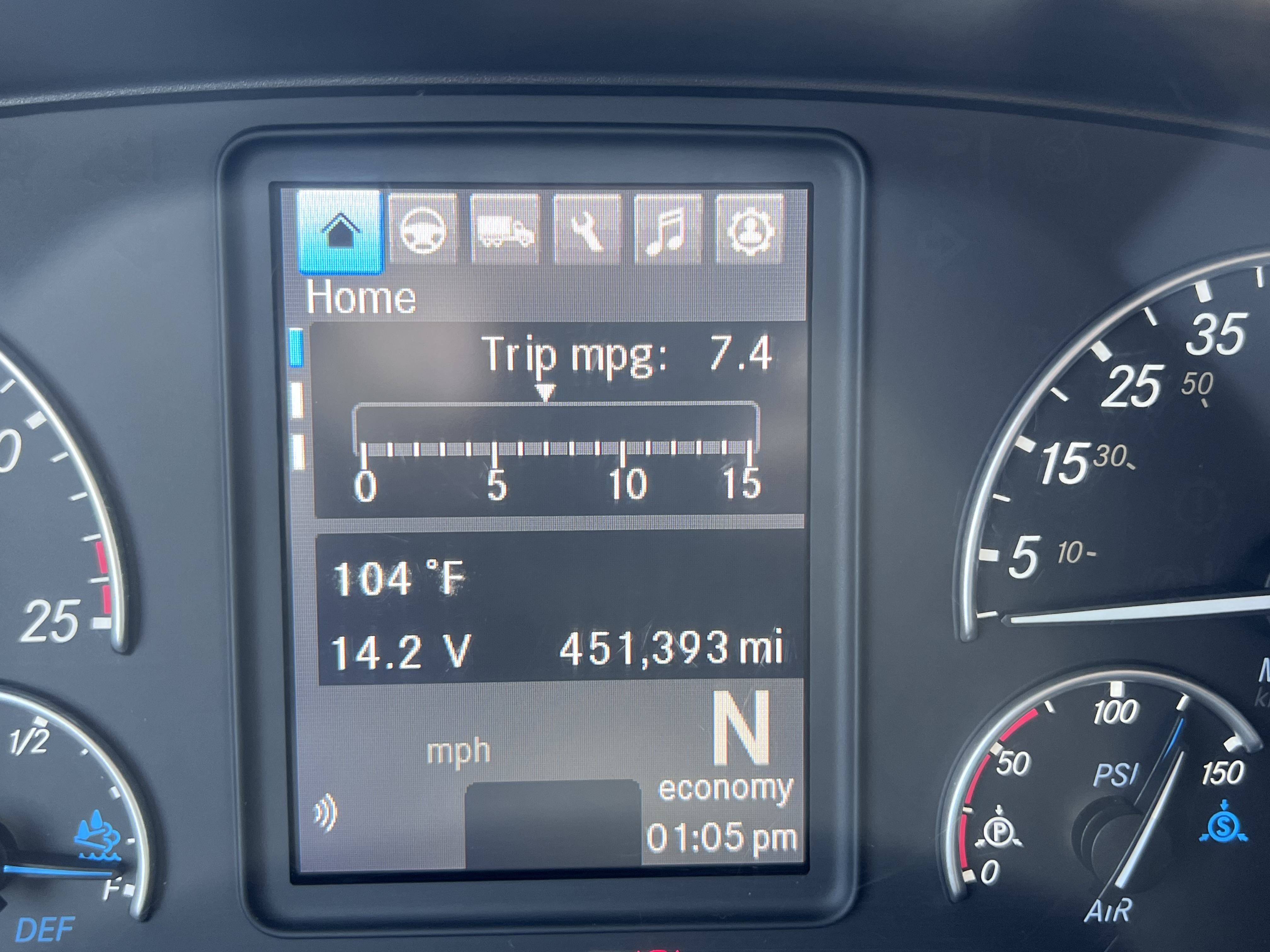 2021 FREIGHTLINER CASCADIA 126SLP - image 16